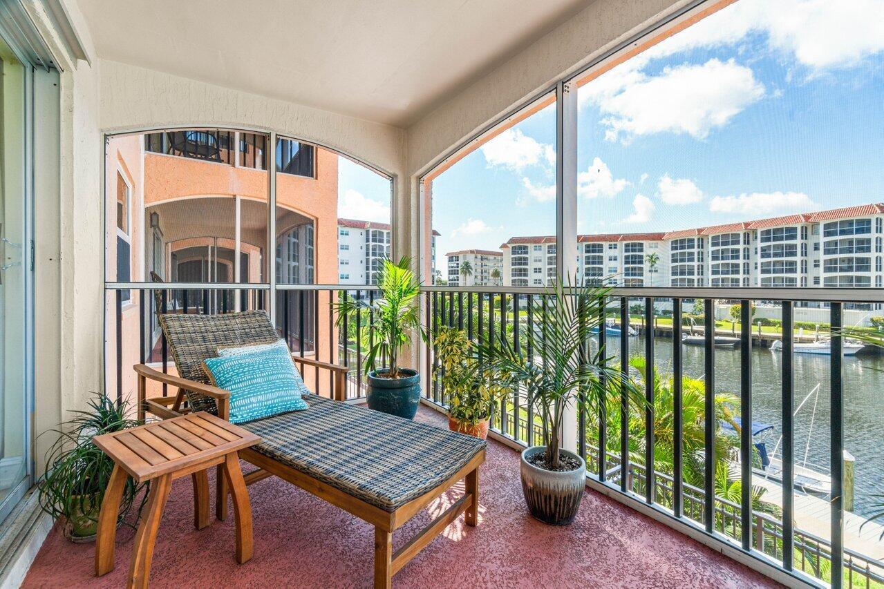 2871 N Ocean Boulevard V247