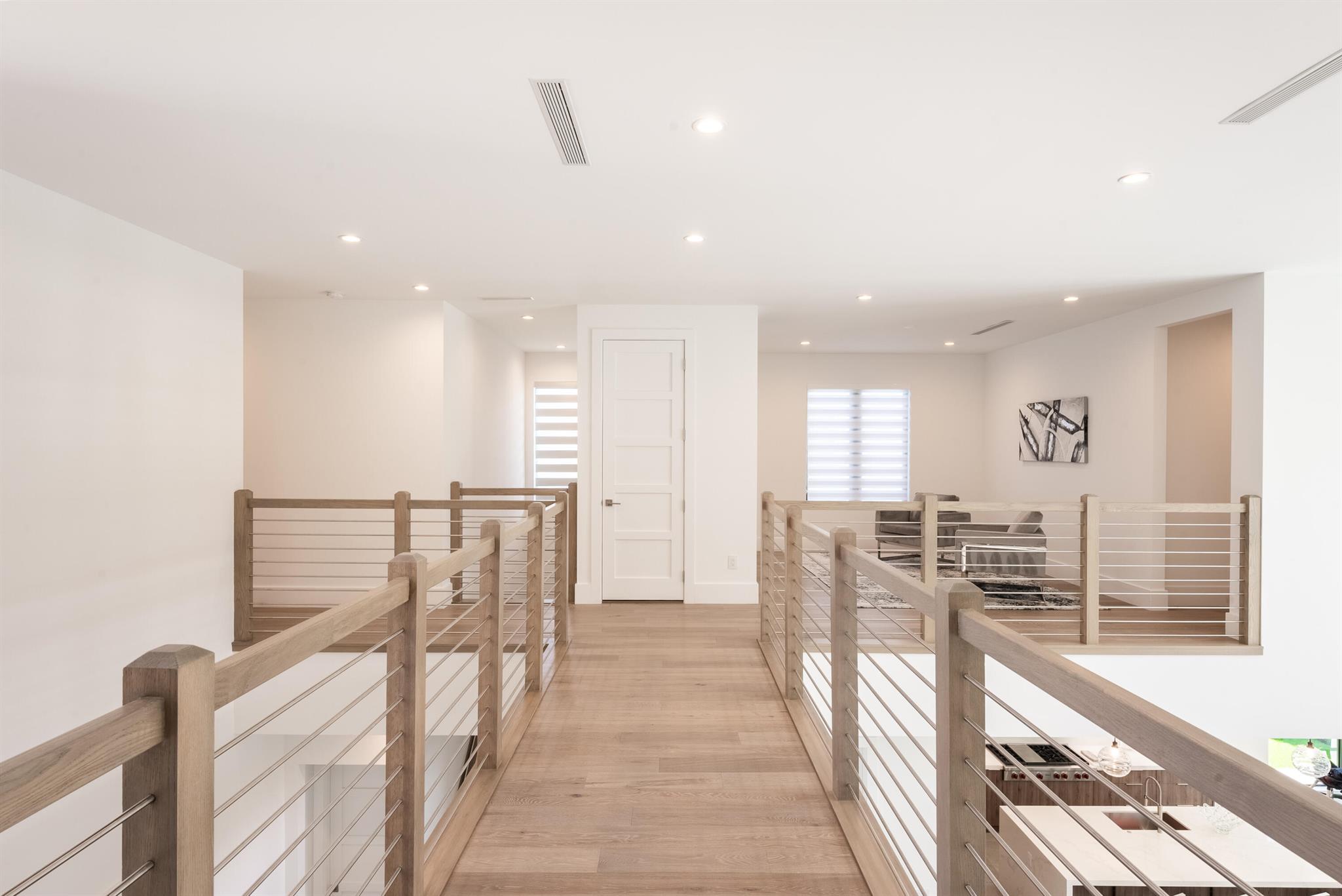 255 NE Spanish Court