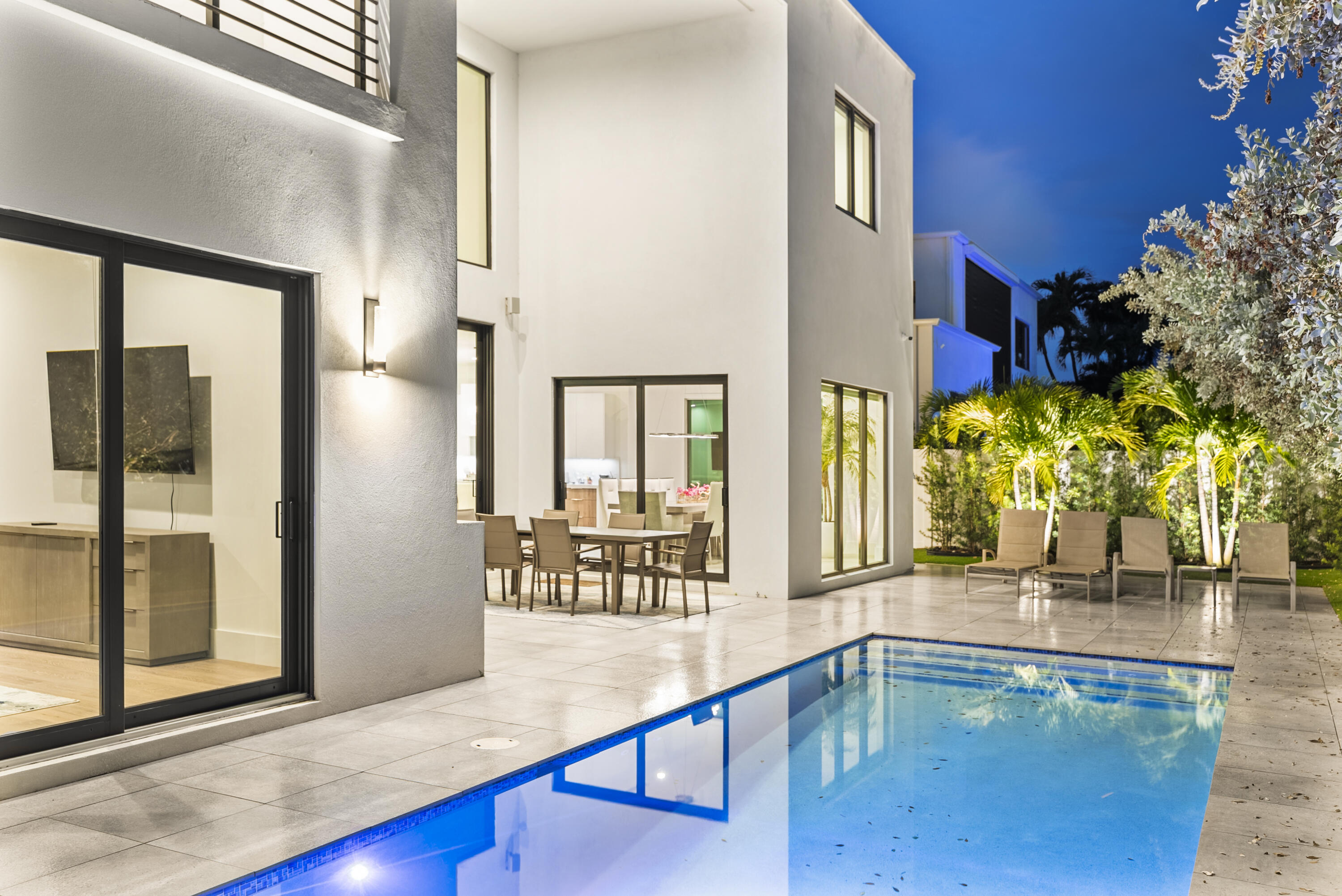 255 NE Spanish Court