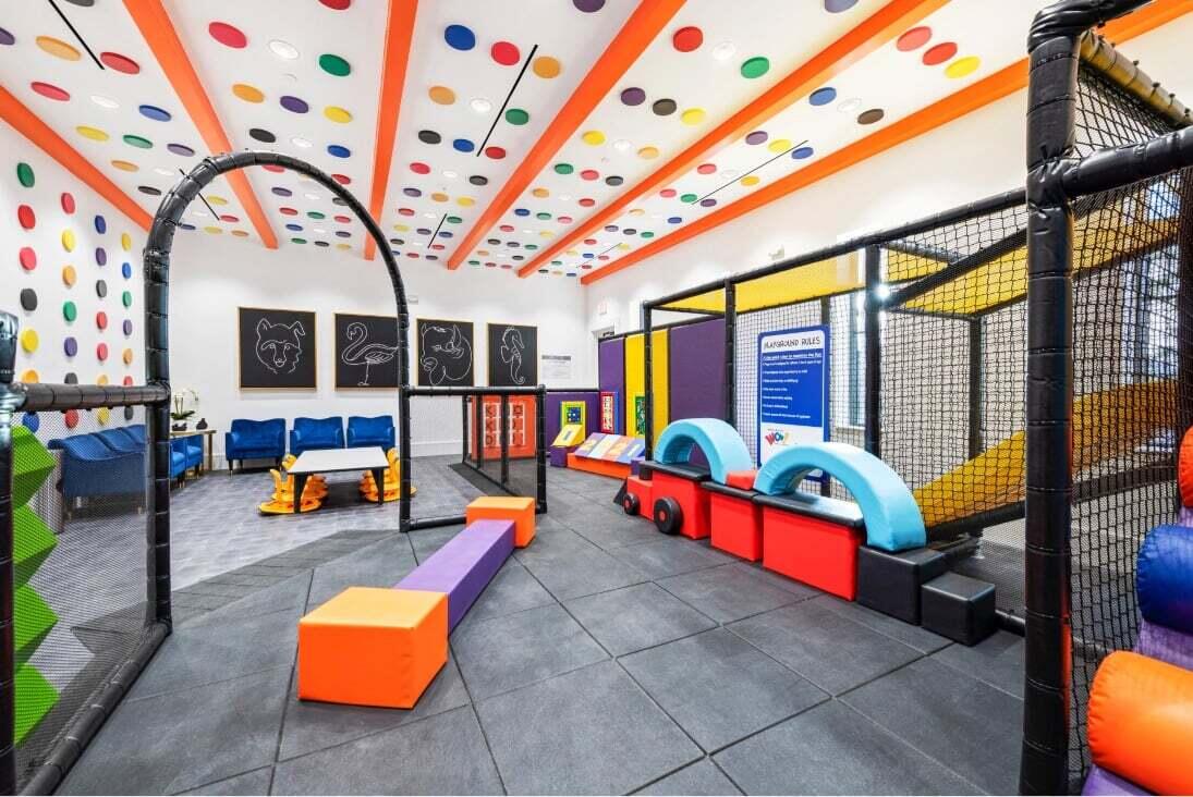 8581 Dearborn River Way