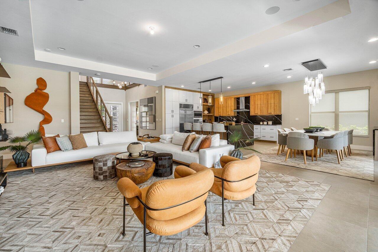 8581 Dearborn River Way