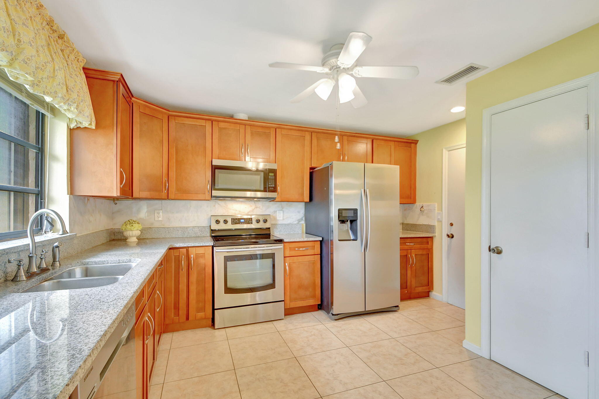 10276 Dovewood Lane A