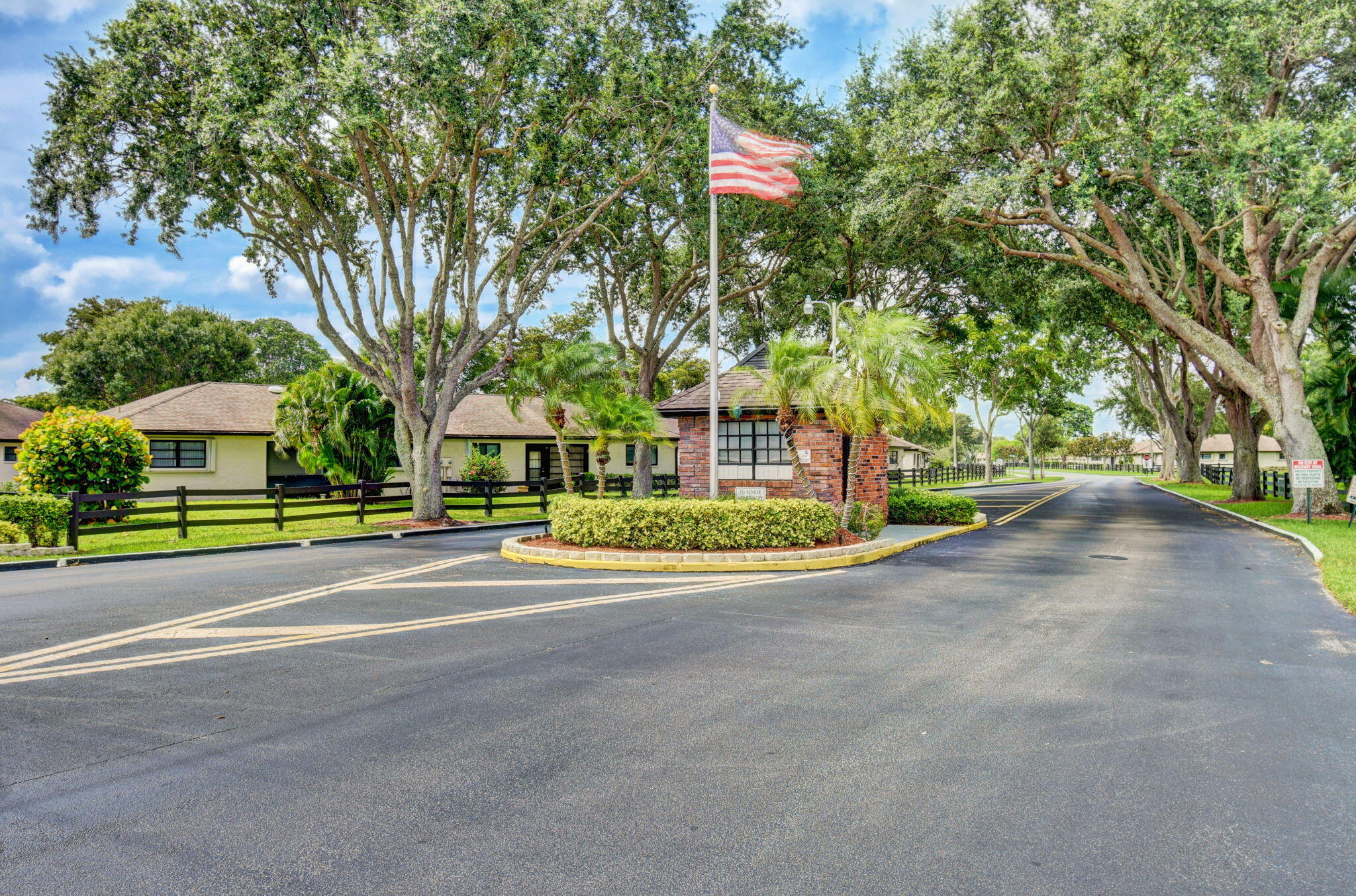 10276 Dovewood Lane A