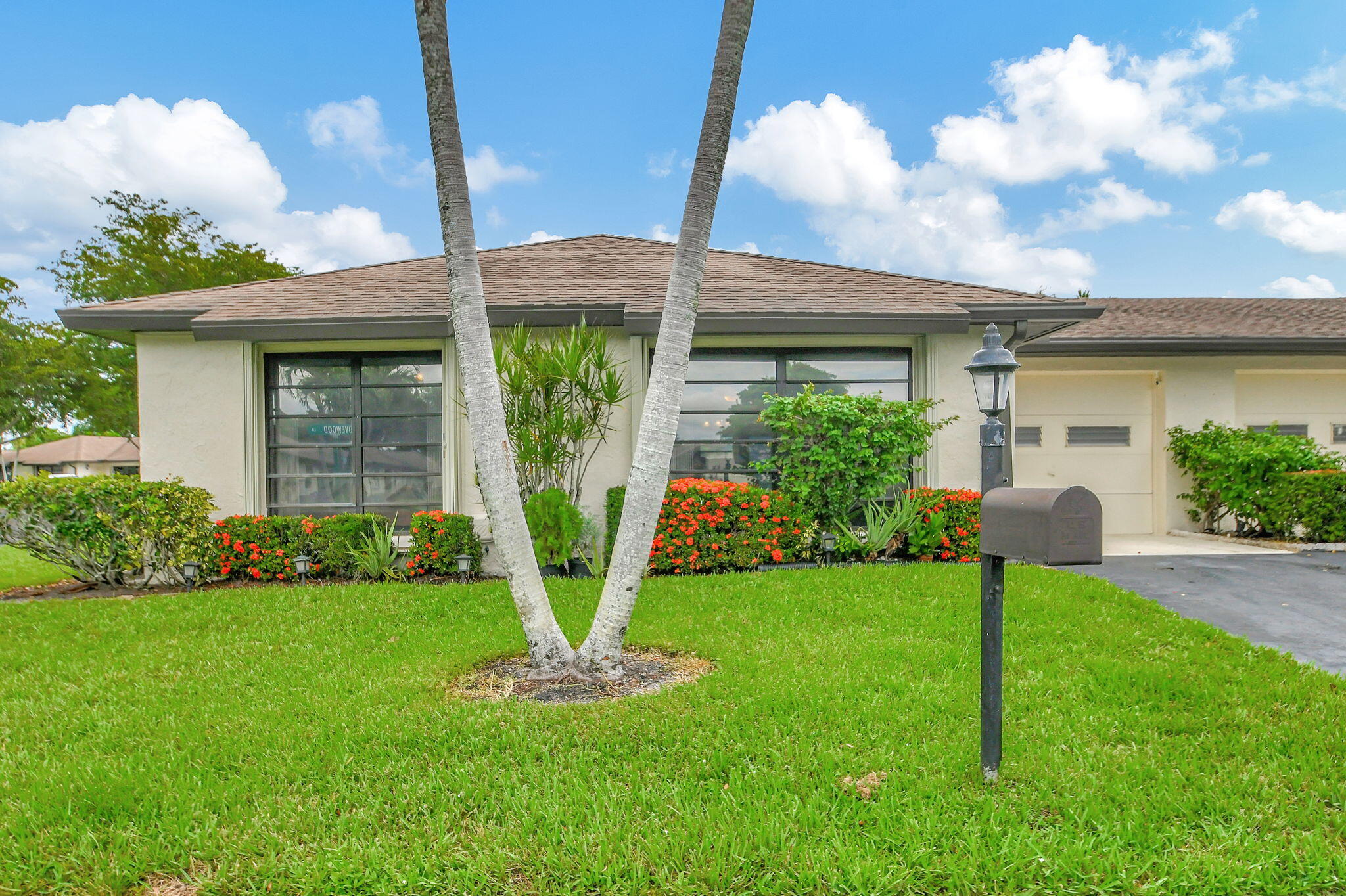 10276 Dovewood Lane A