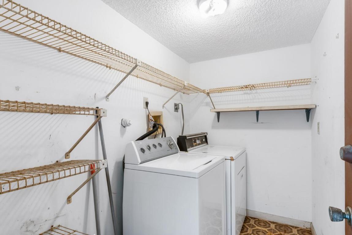 4942 Luqui Court 27a, West Palm Beach Unit: 27a