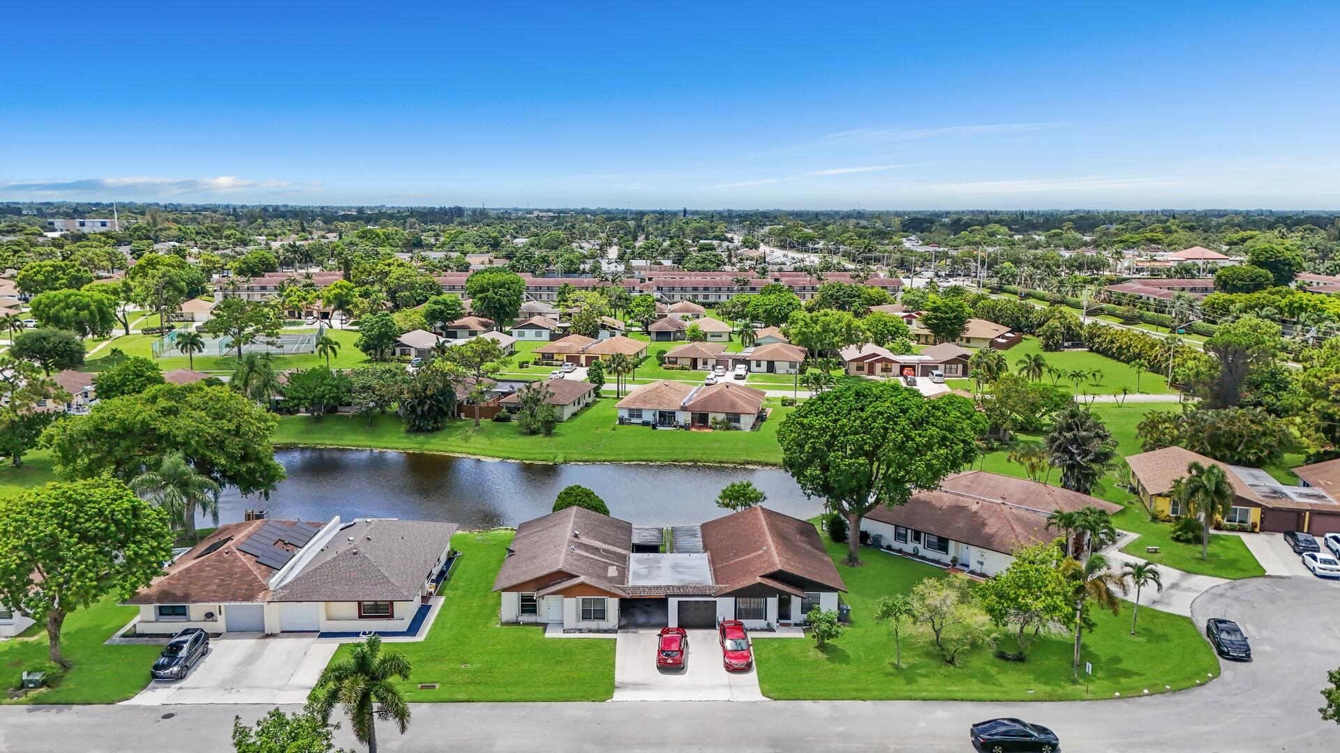 4942 Luqui Court 27a, West Palm Beach Unit: 27a