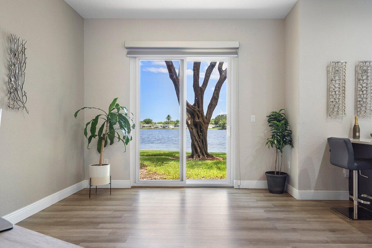 6877 Julia Gardens Drive, Coconut Creek