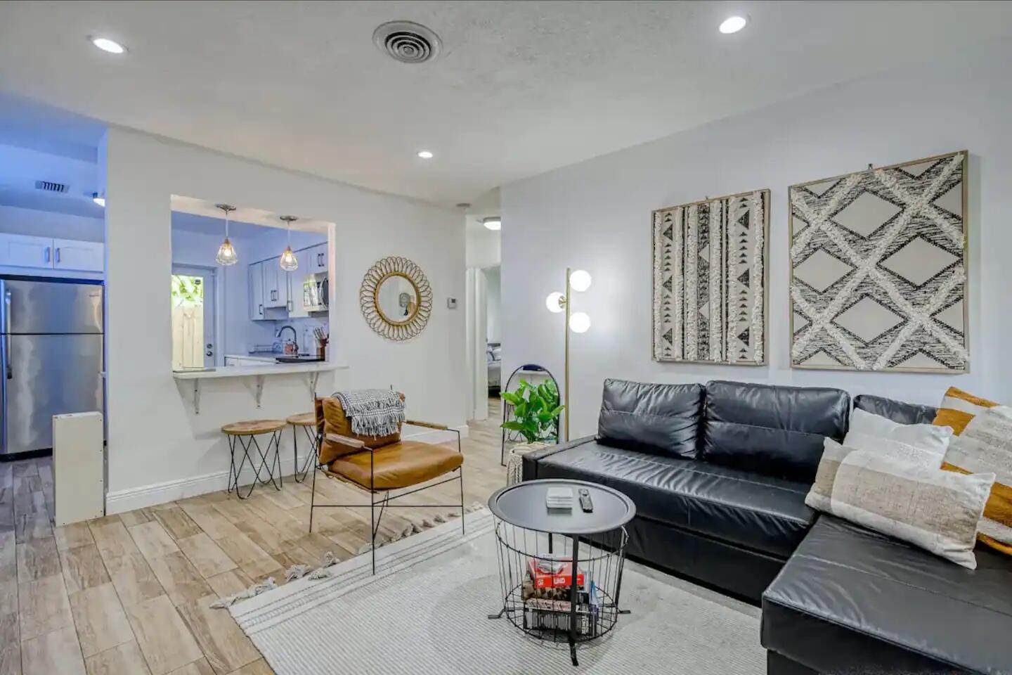 812 NE 17th Street 1-3