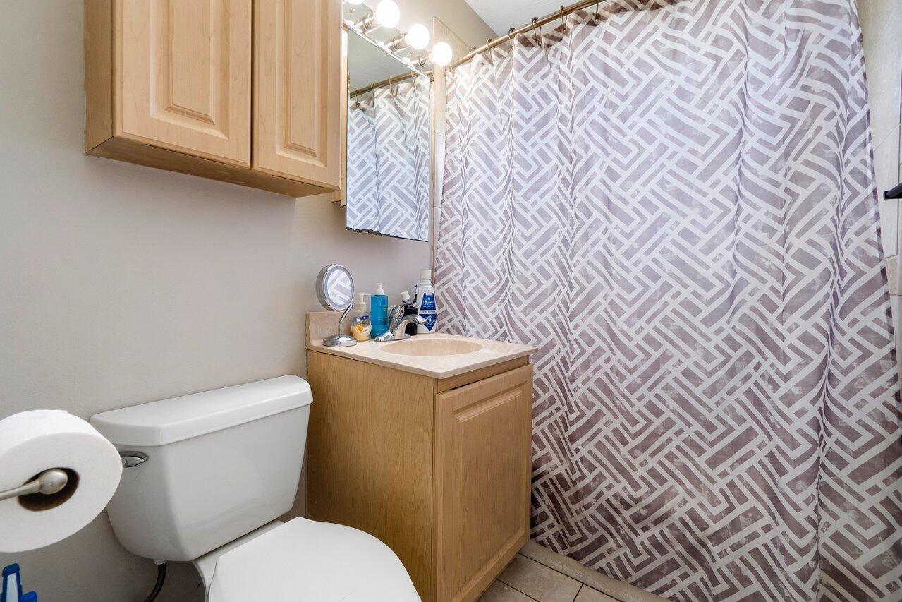 4219 Winchester Lane