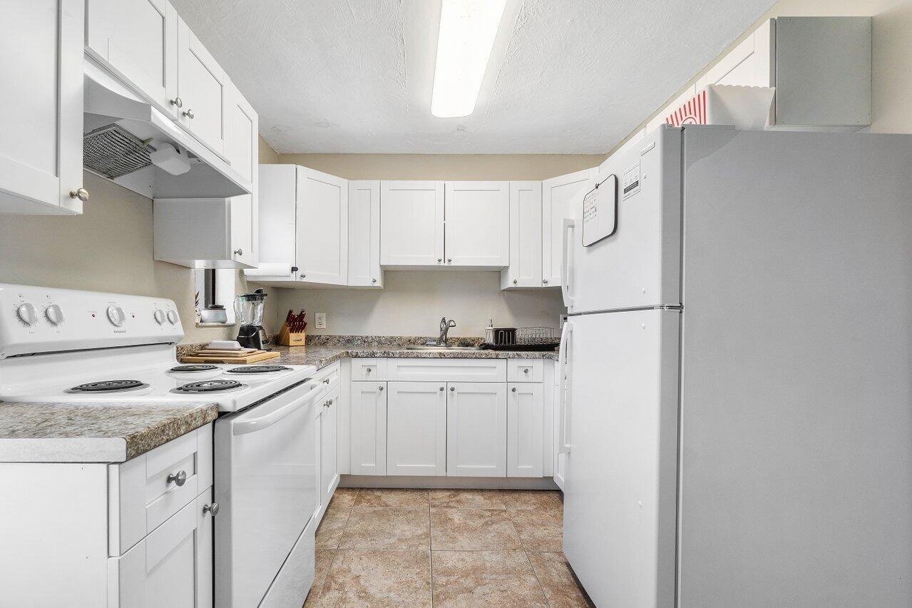 4219 Winchester Lane