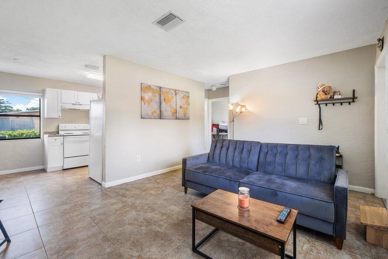 4219 Winchester Lane