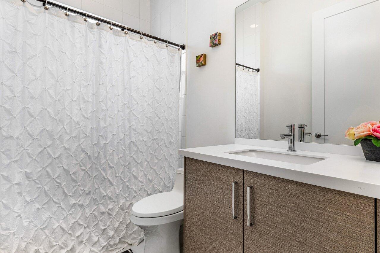 17357 Sea Blossom Way