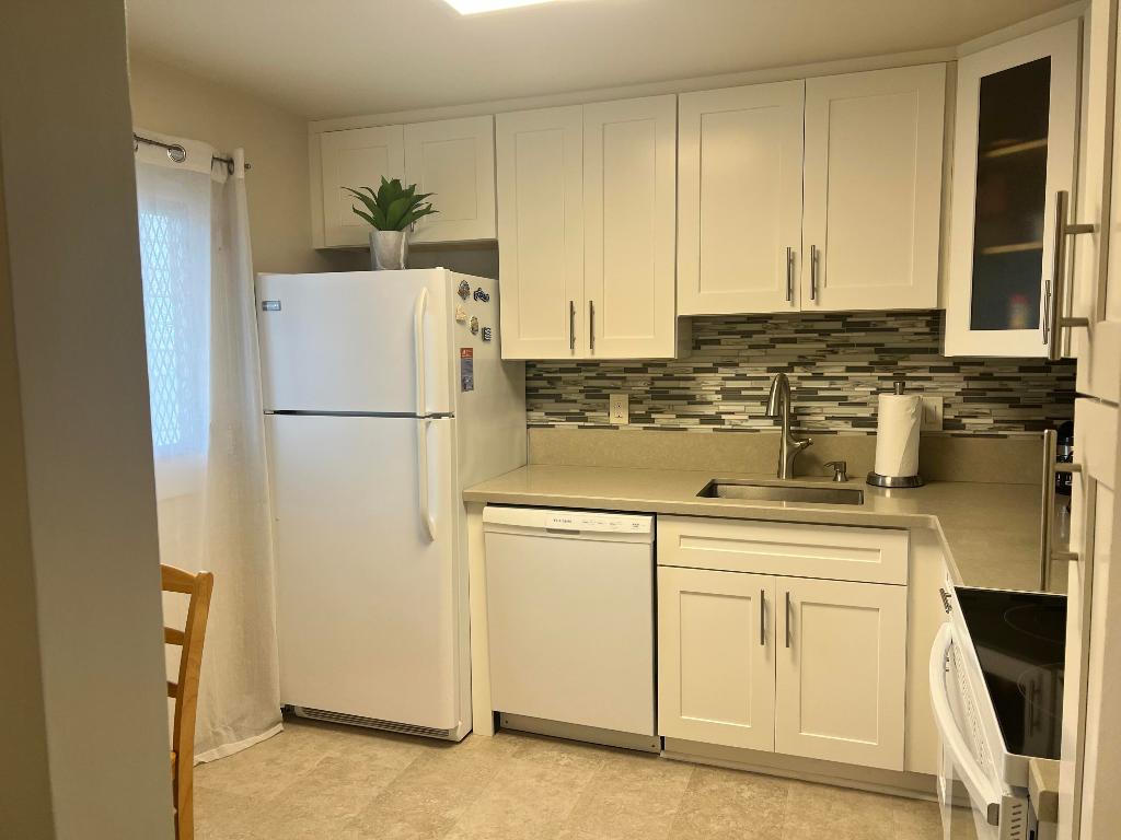 5700 NW 2nd Avenue, 411, Boca Raton Unit: 411