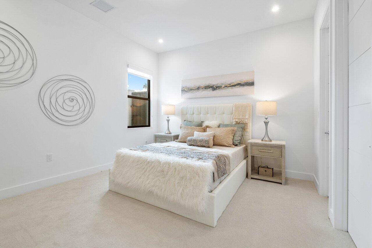 17128 Watersprite Lakes Road