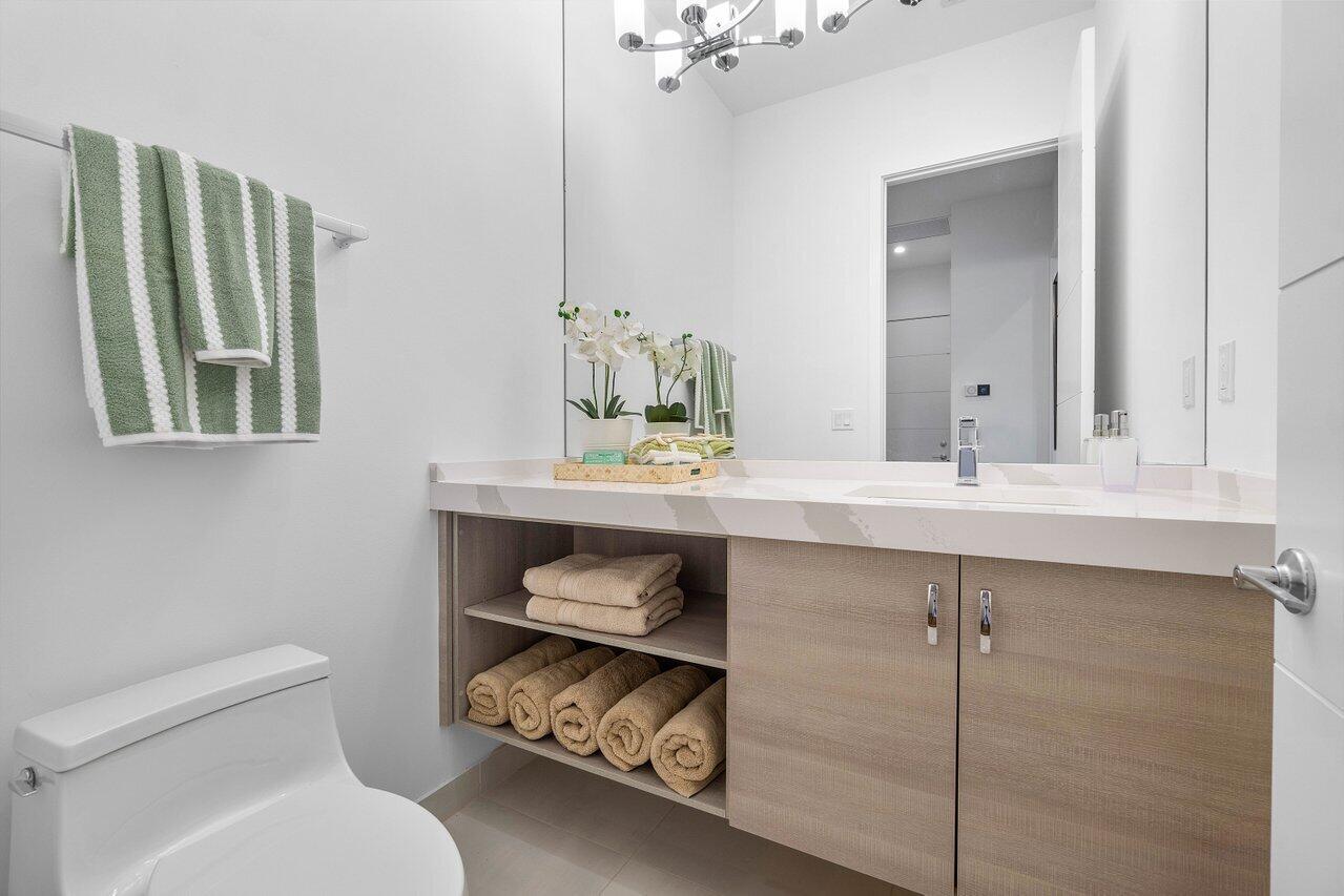 17128 Watersprite Lakes Road