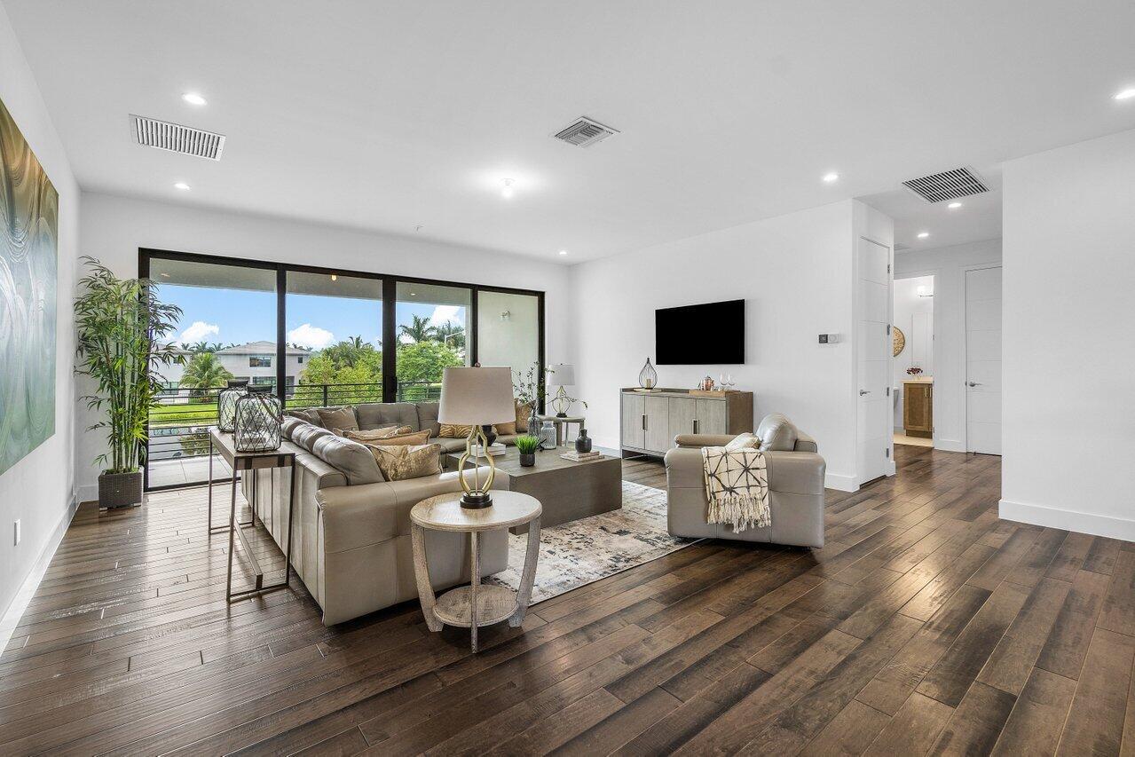 17128 Watersprite Lakes Road