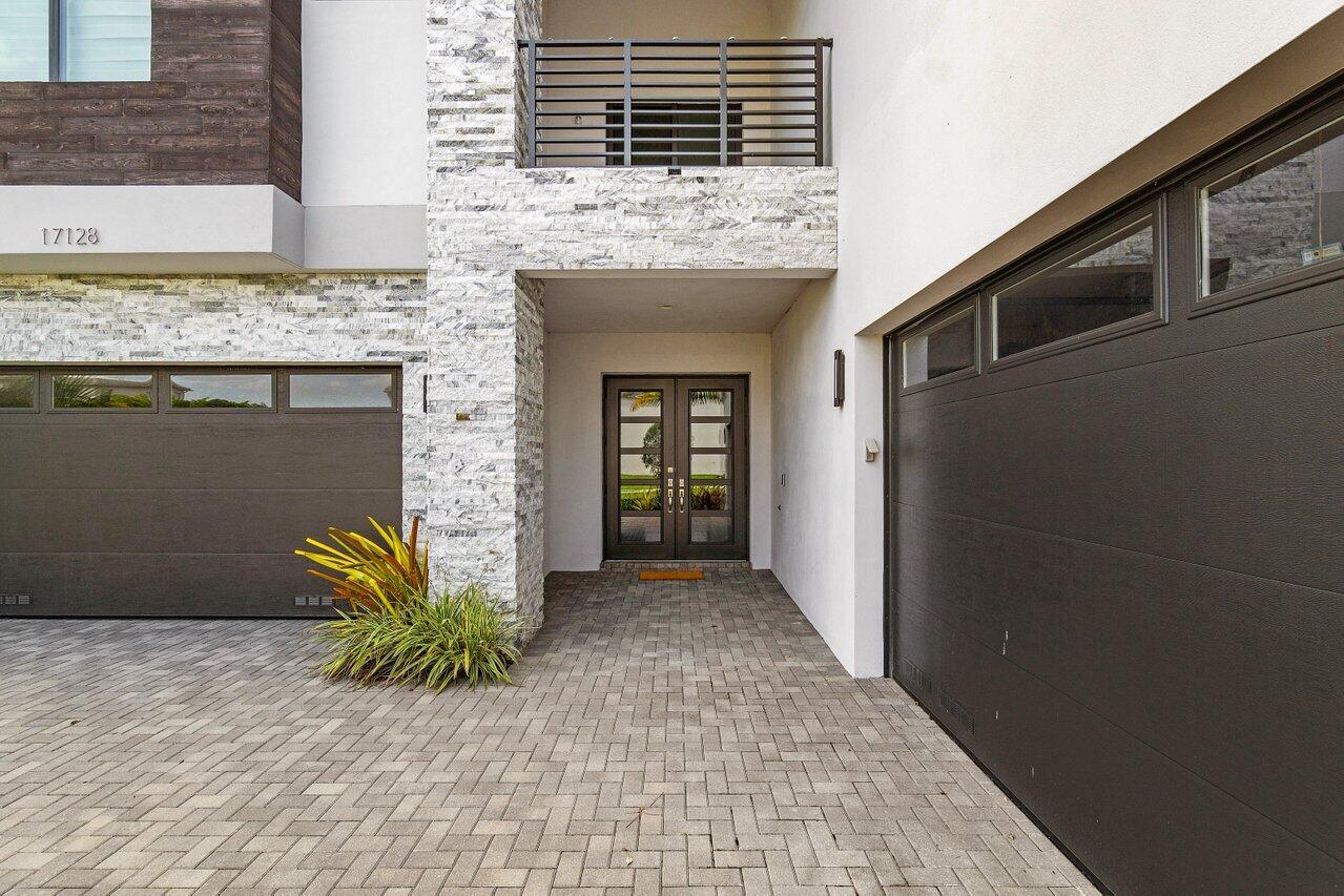 17128 Watersprite Lakes Road