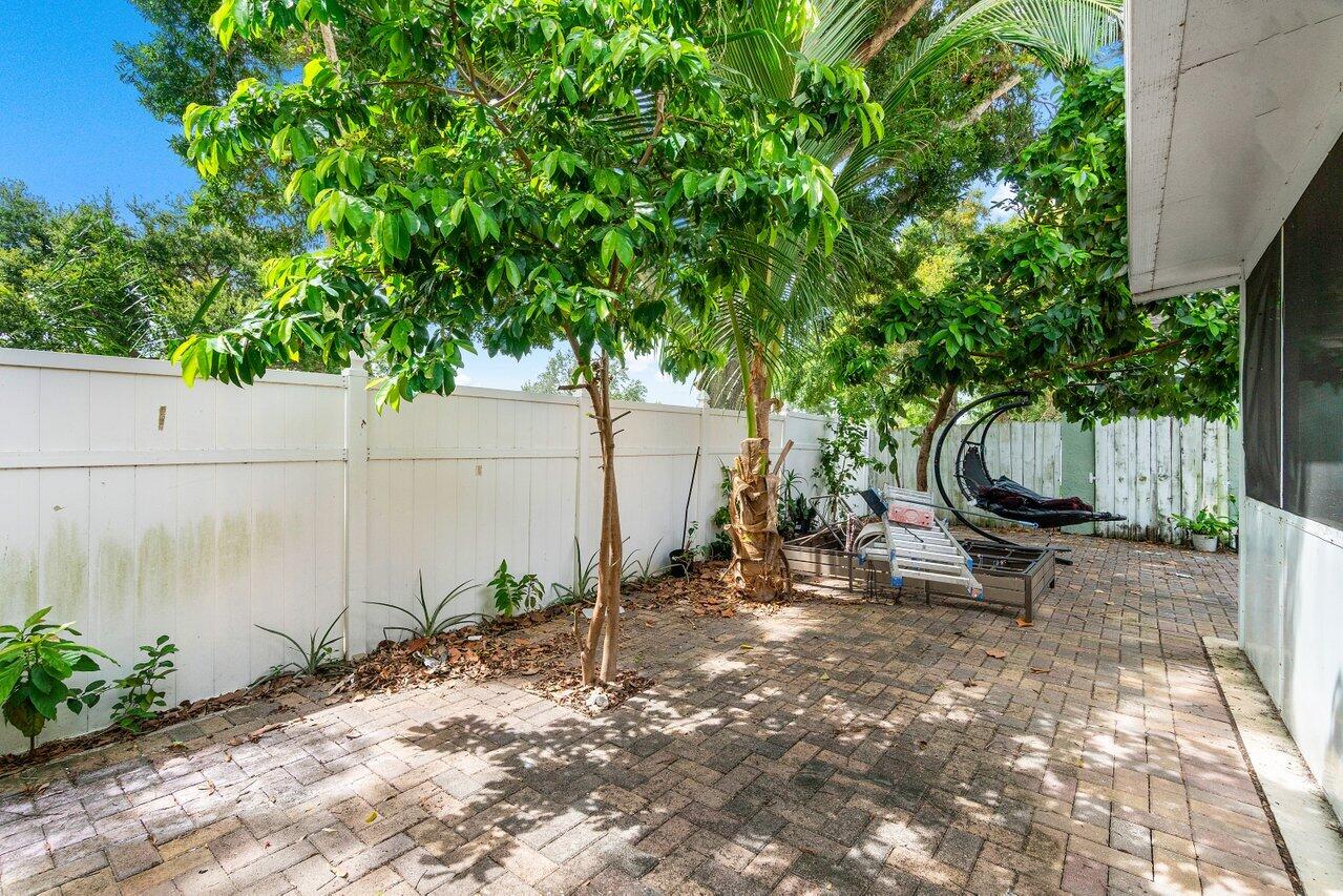 65 Buxton Lane, Boynton Beach