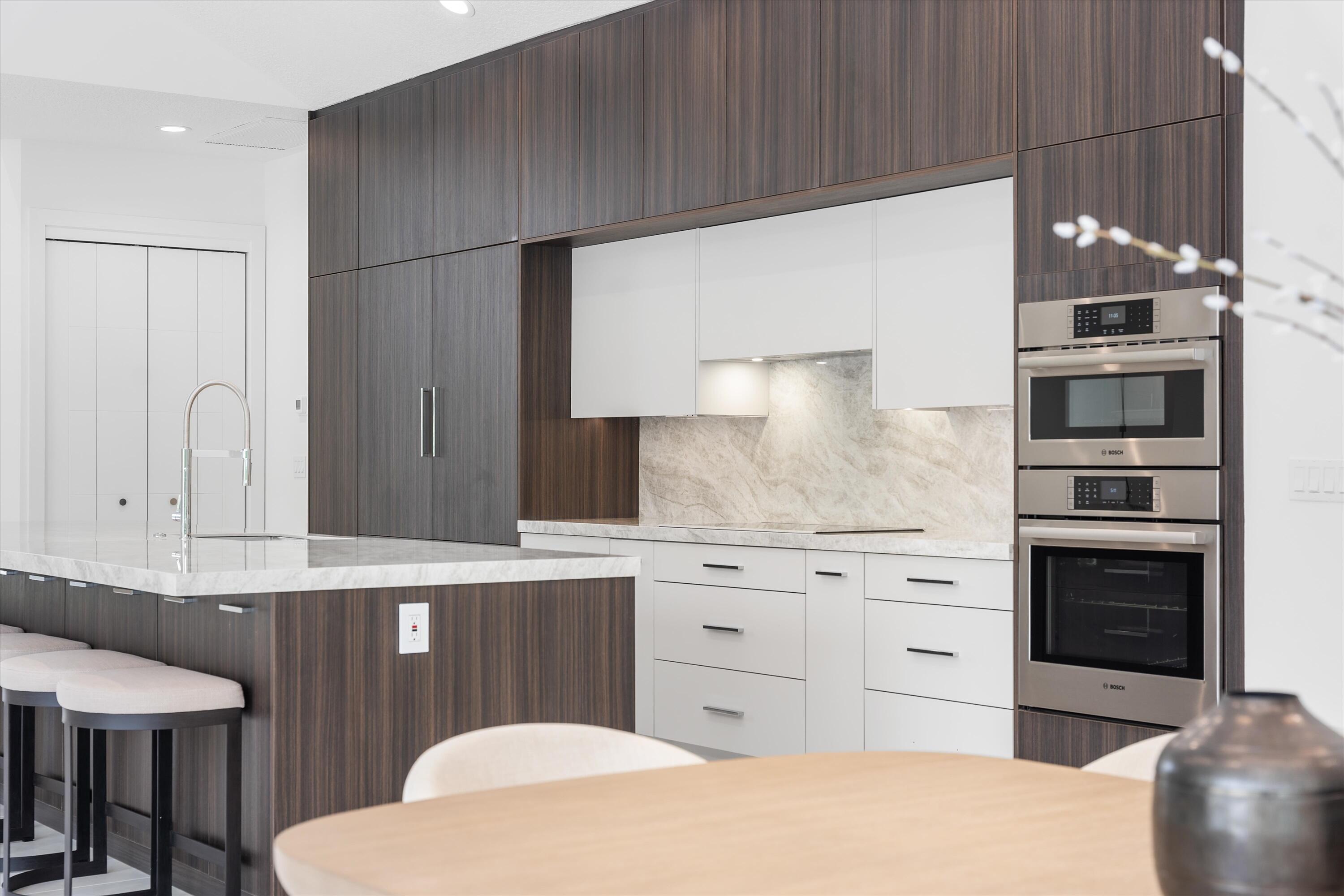 4816 Bocaire Boulevard