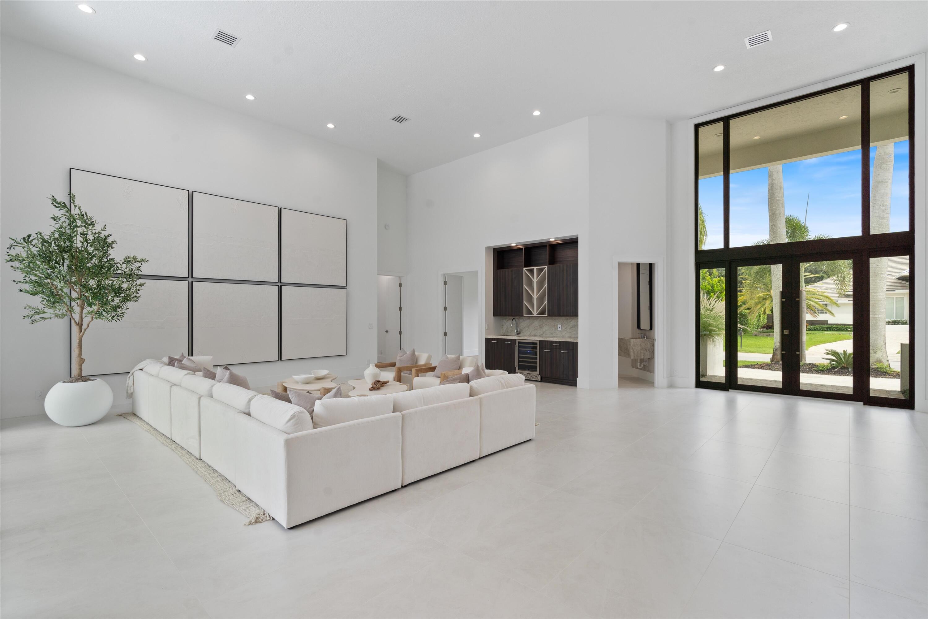 4816 Bocaire Boulevard