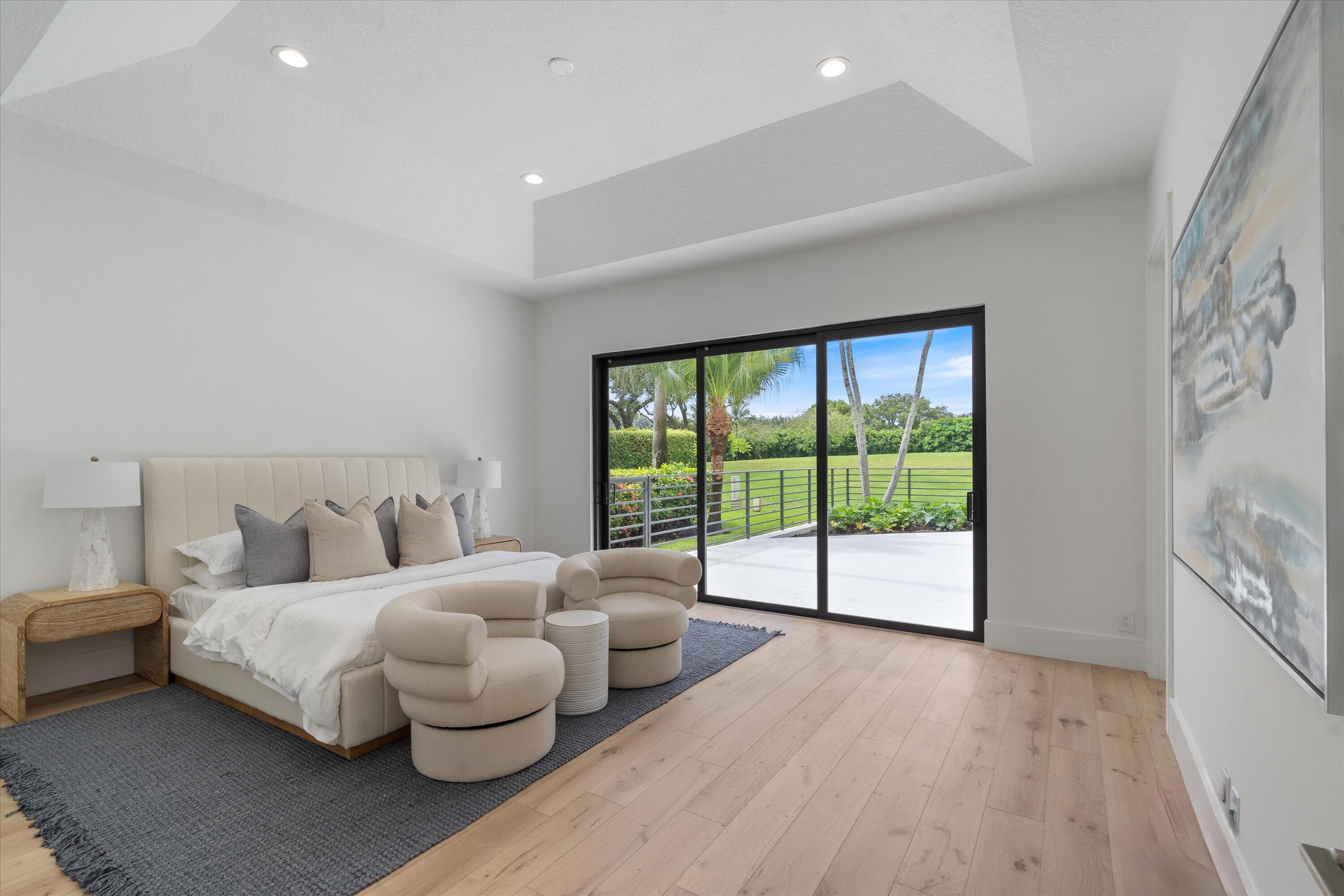 4816 Bocaire Boulevard