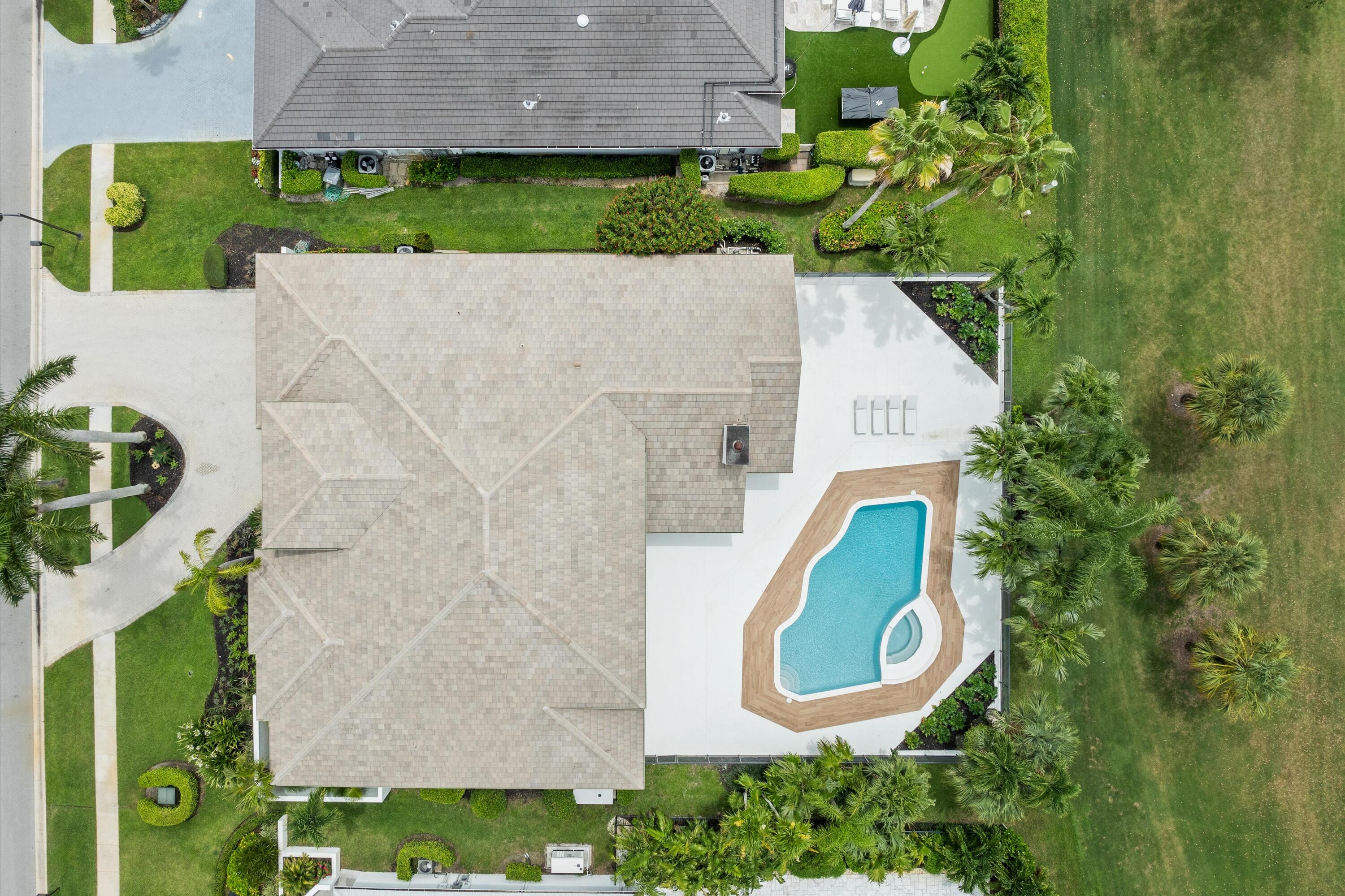 4816 Bocaire Boulevard