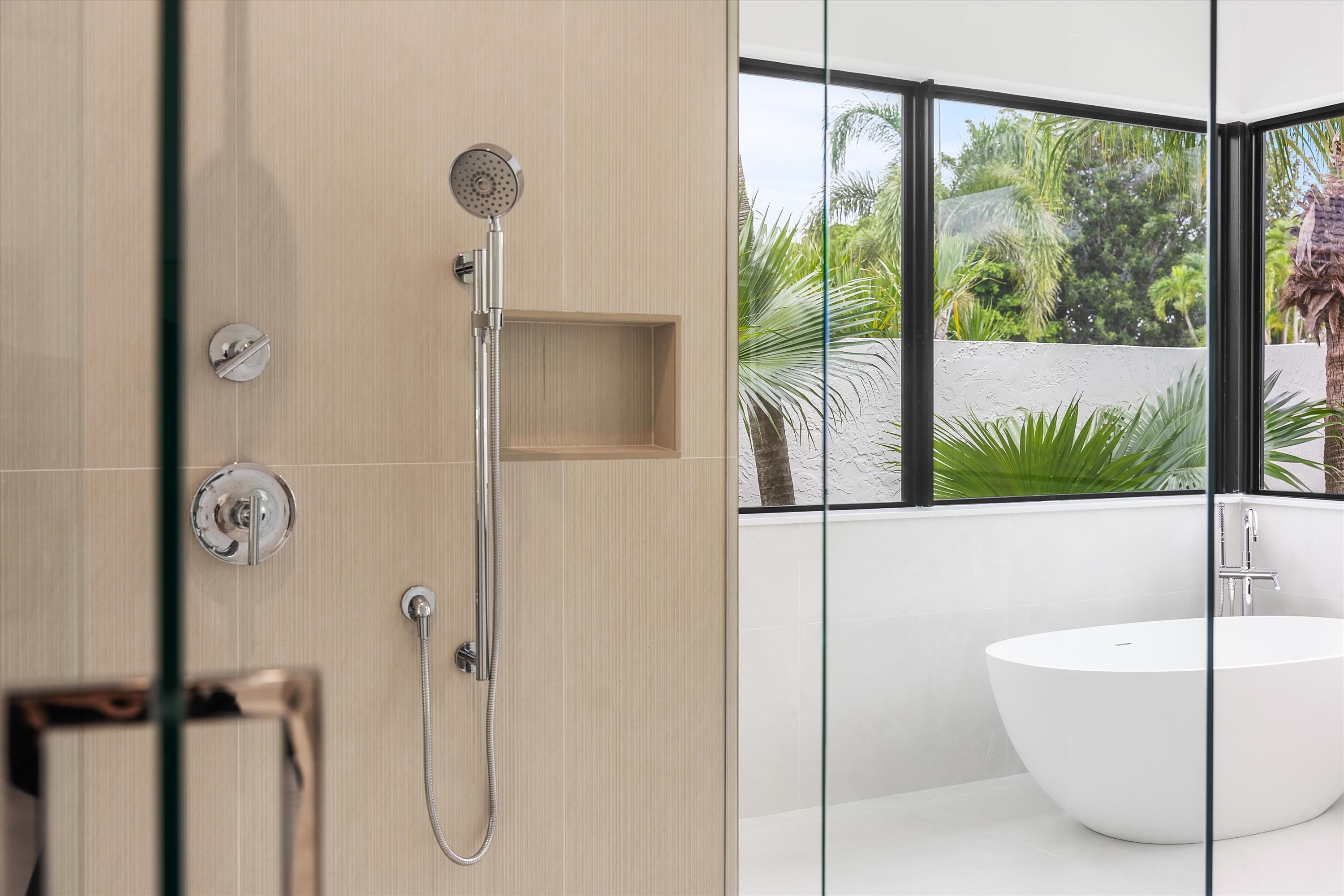 4816 Bocaire Boulevard