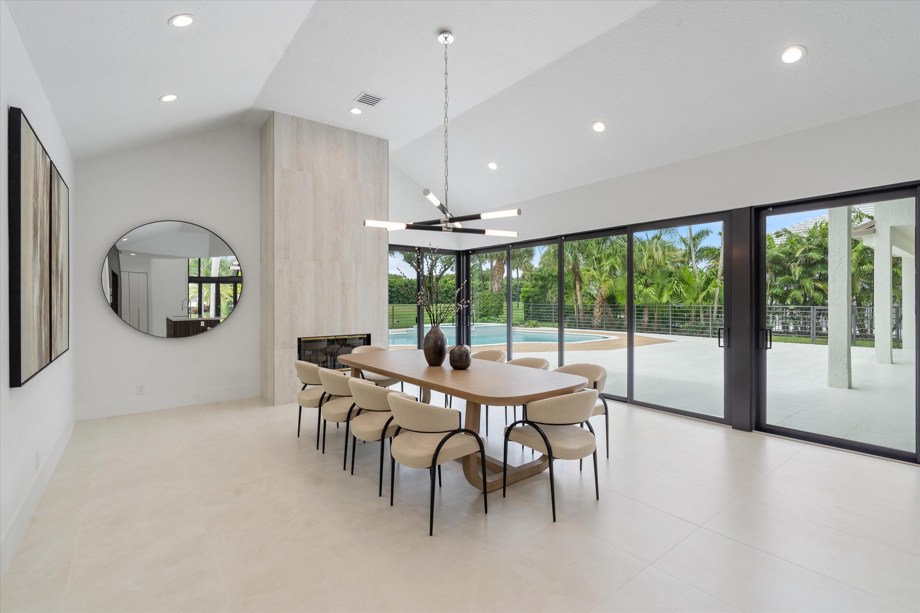 4816 Bocaire Boulevard