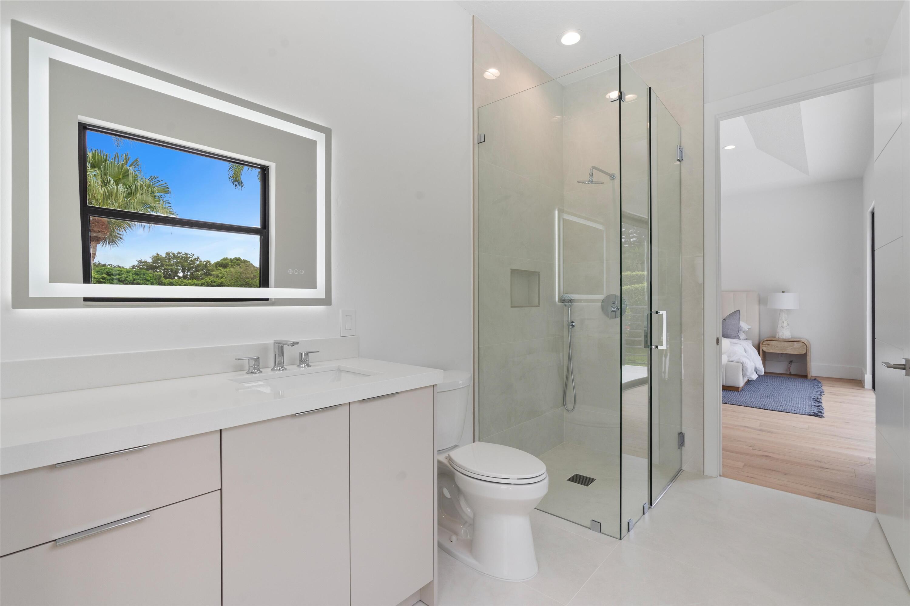 4816 Bocaire Boulevard