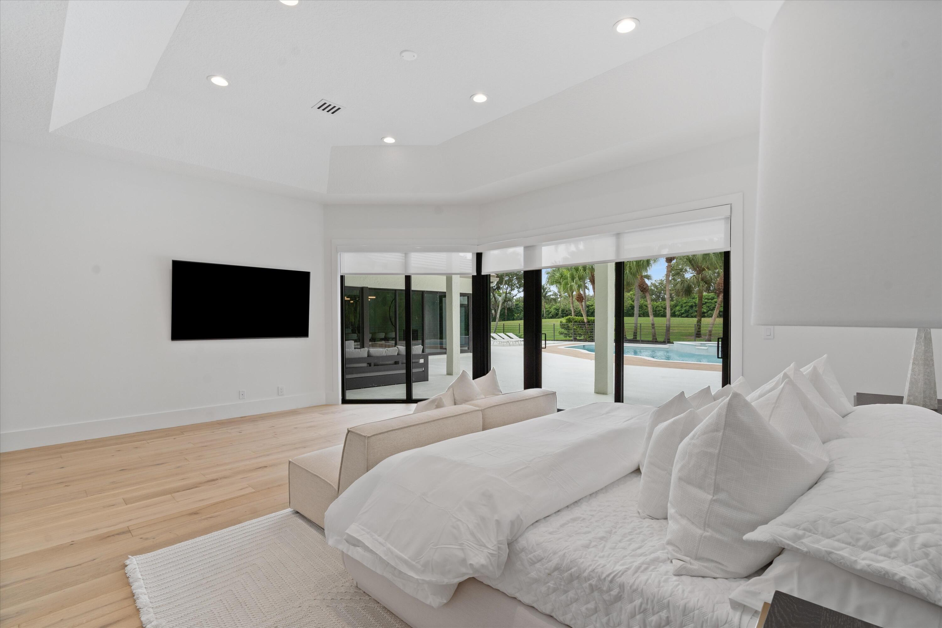 4816 Bocaire Boulevard