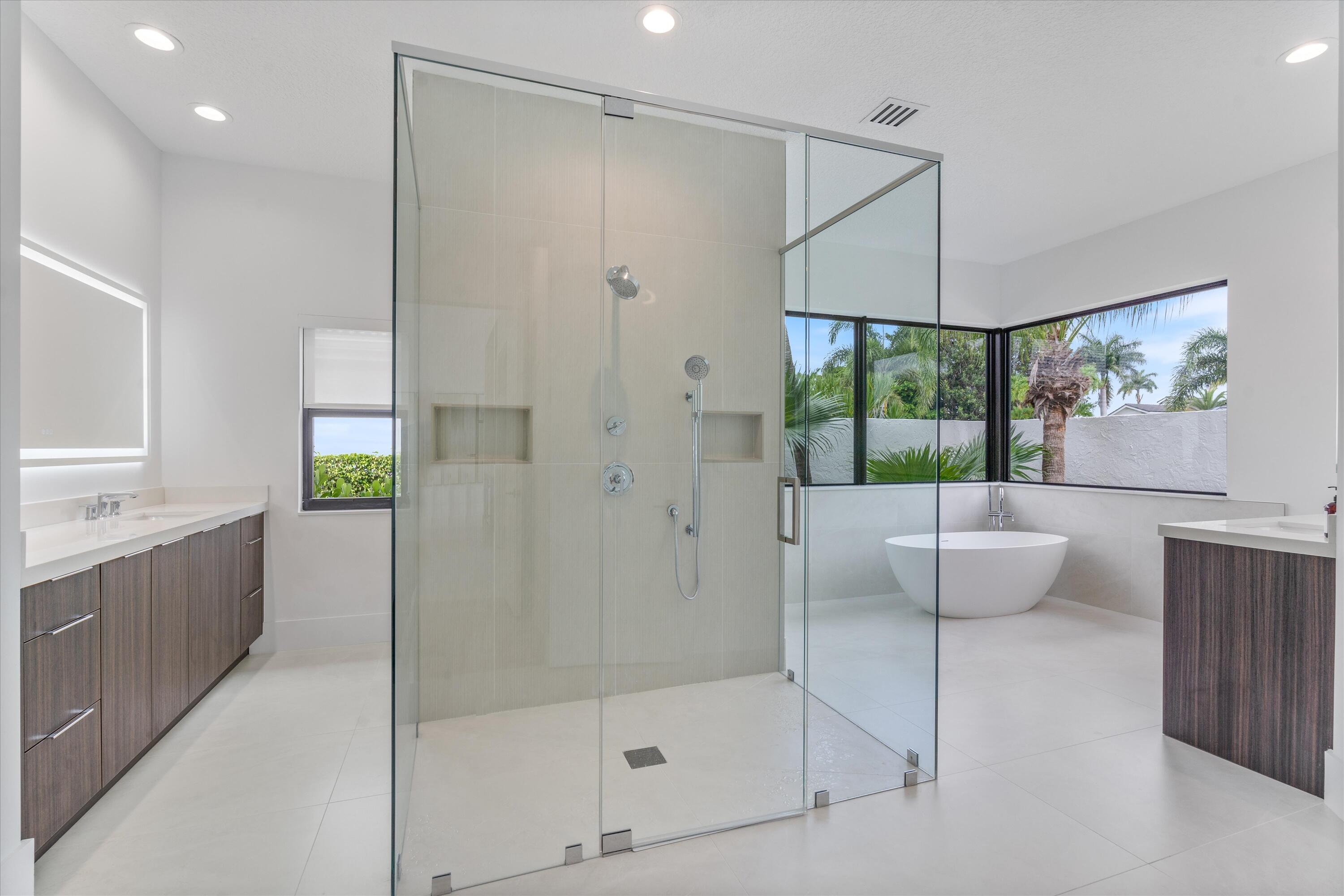 4816 Bocaire Boulevard