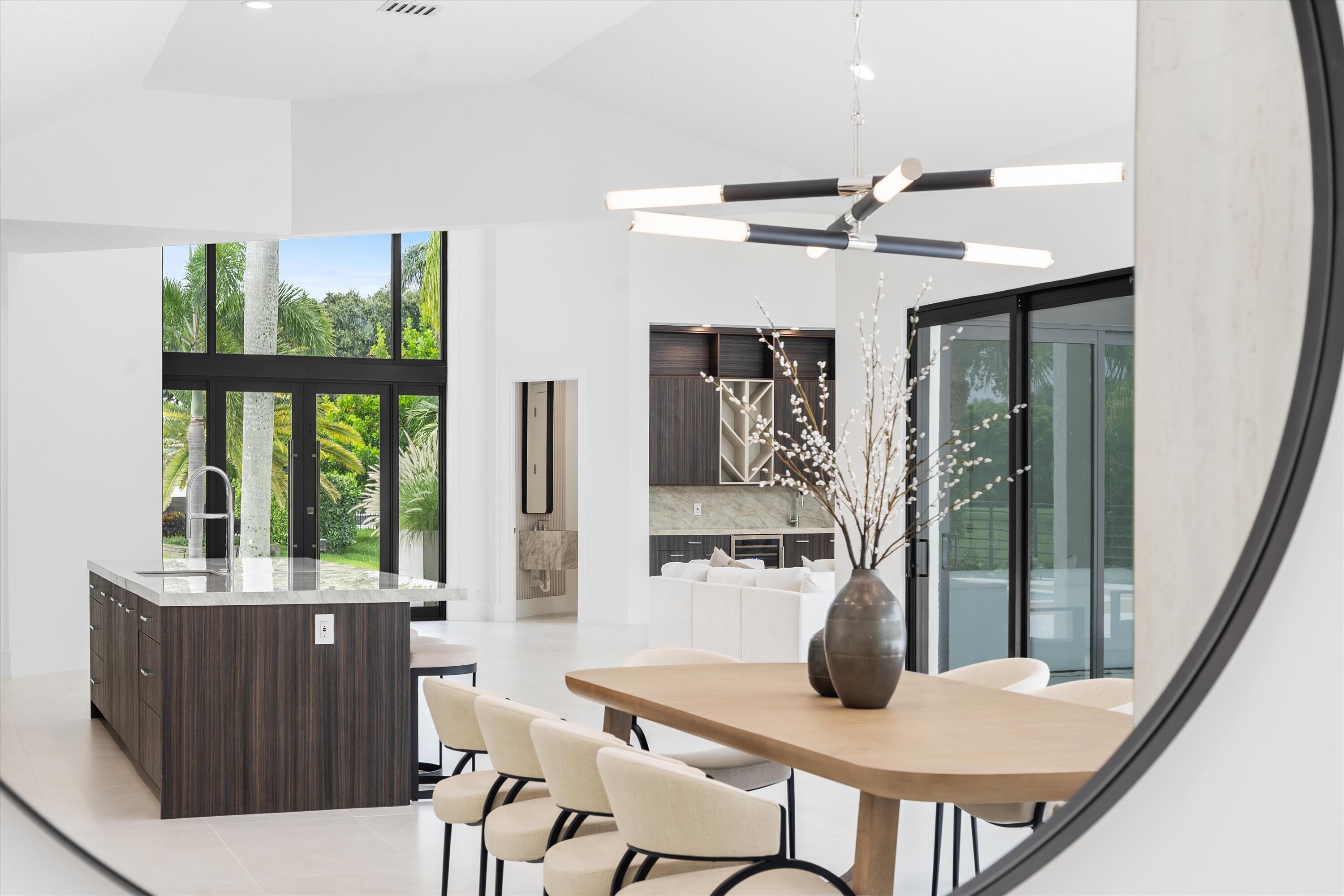 4816 Bocaire Boulevard