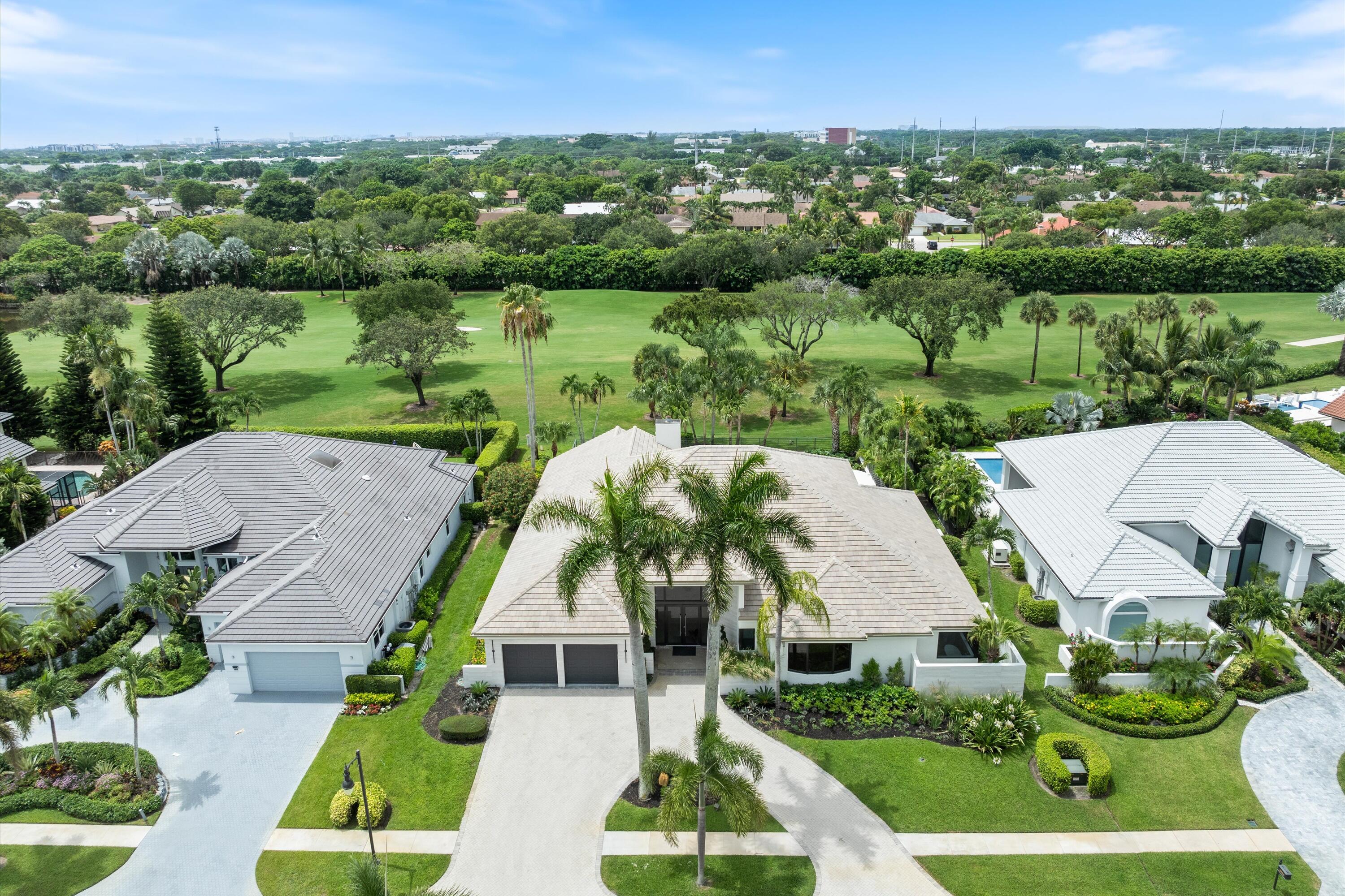 4816 Bocaire Boulevard