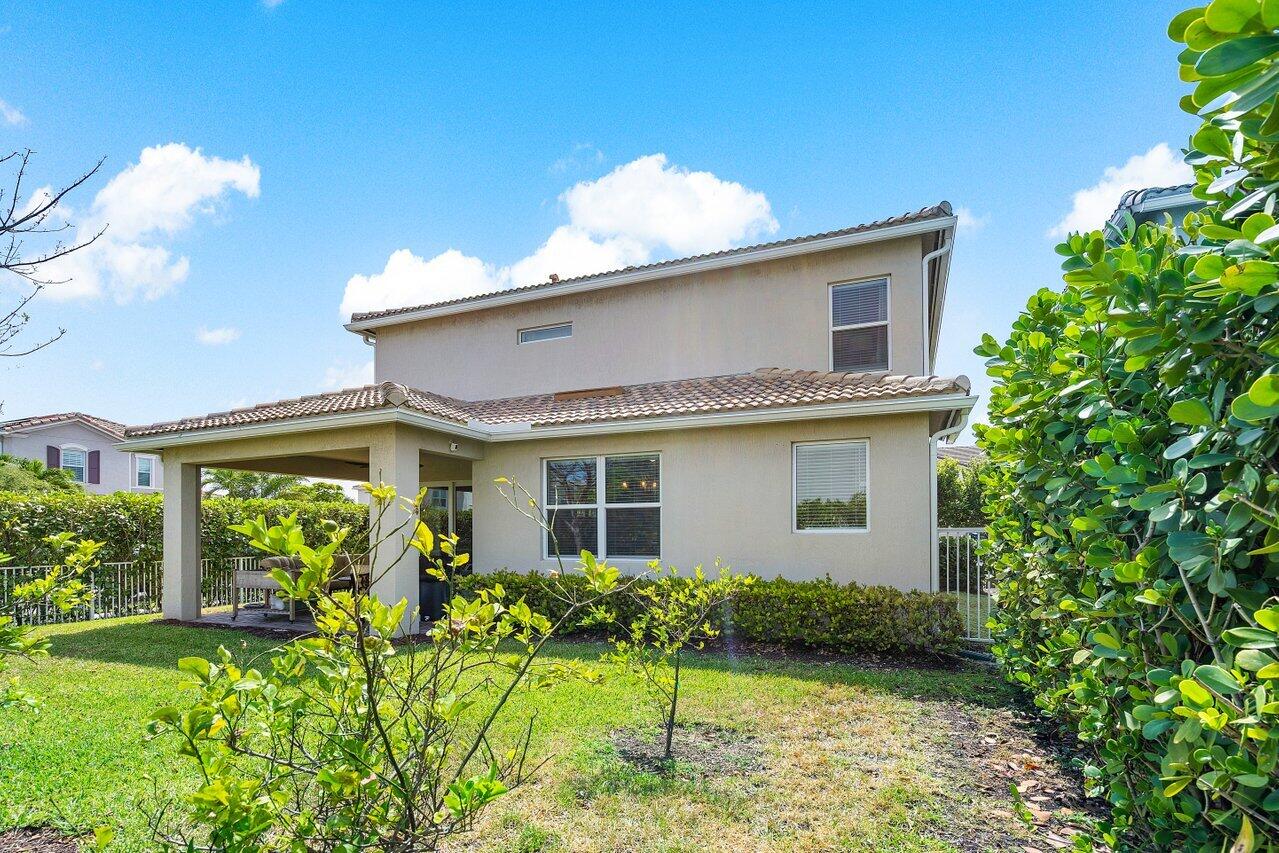 1595 Myrtle Oak Terrace, Hollywood