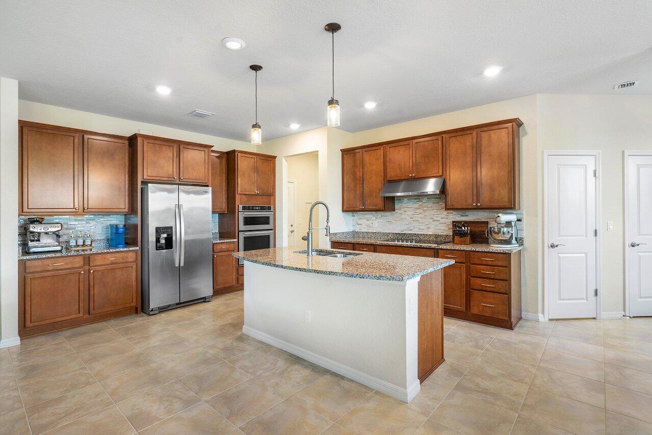 1595 Myrtle Oak Terrace, Hollywood