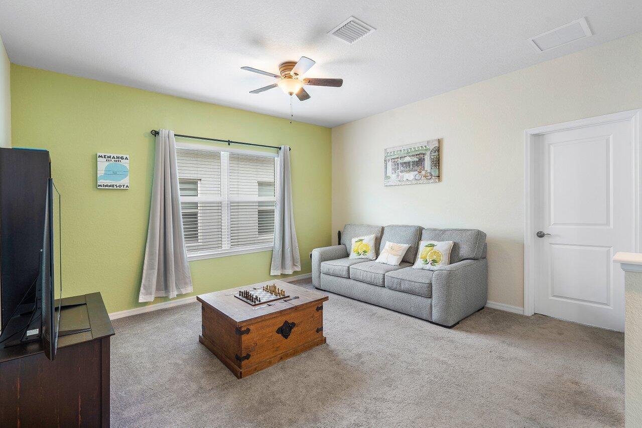 1595 Myrtle Oak Terrace, Hollywood