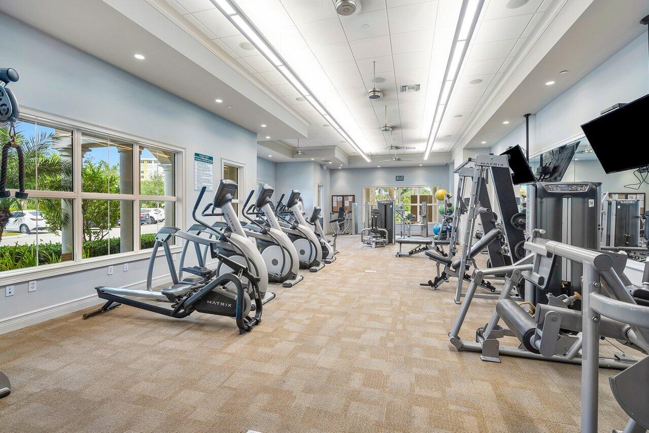 1595 Myrtle Oak Terrace, Hollywood