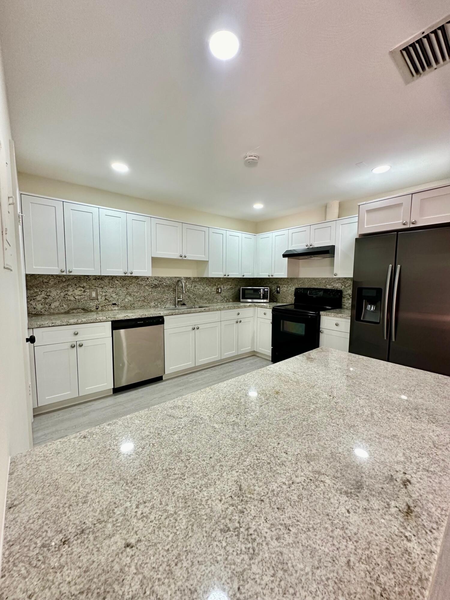 8076 Ambach Way, Hypoluxo