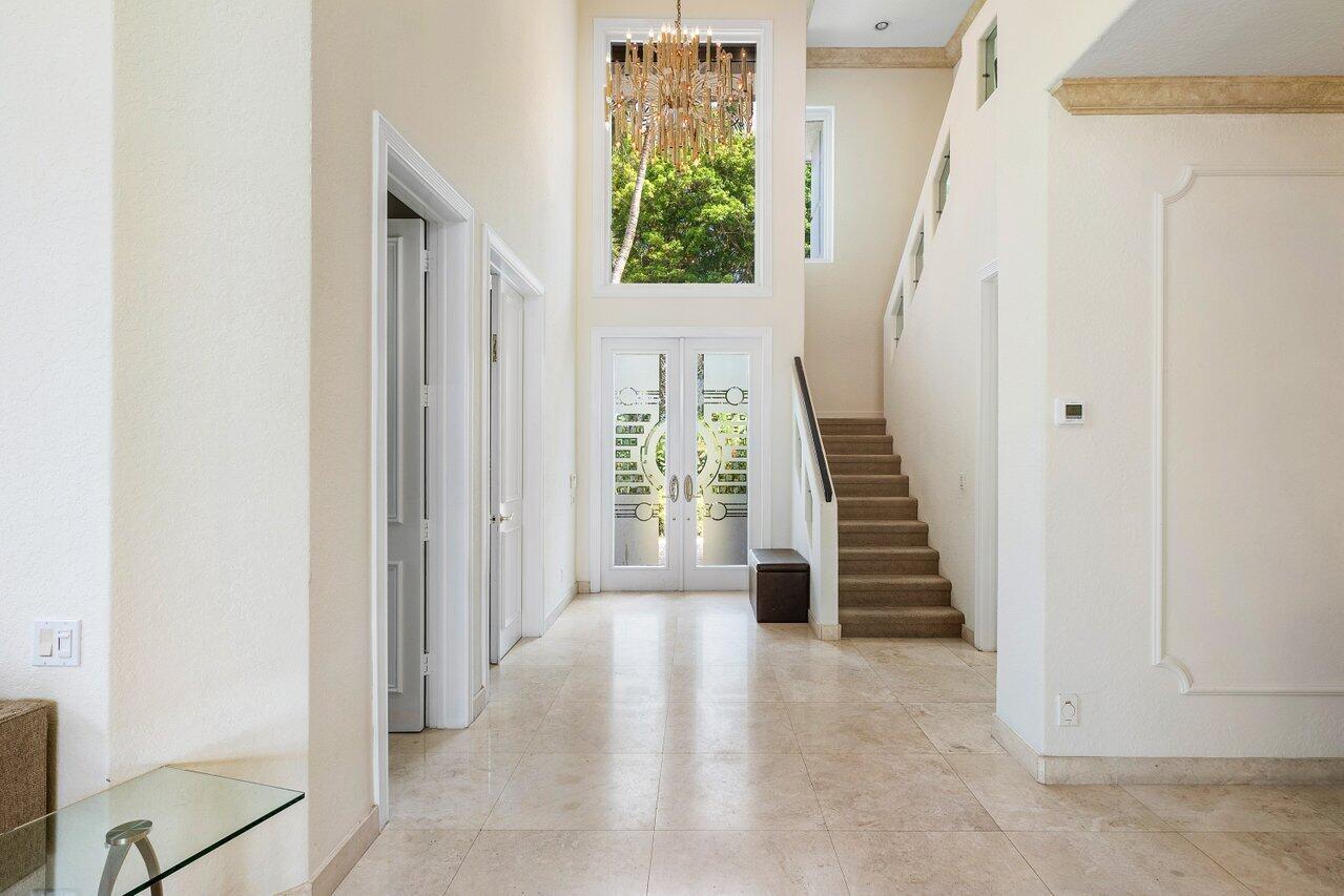 3817 Regency Circle S