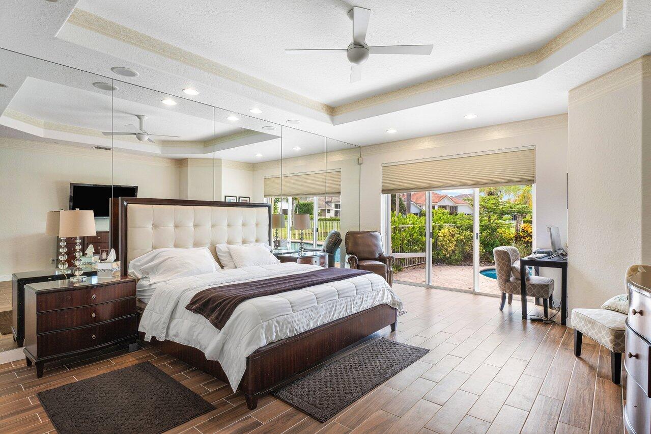 3817 Regency Circle S