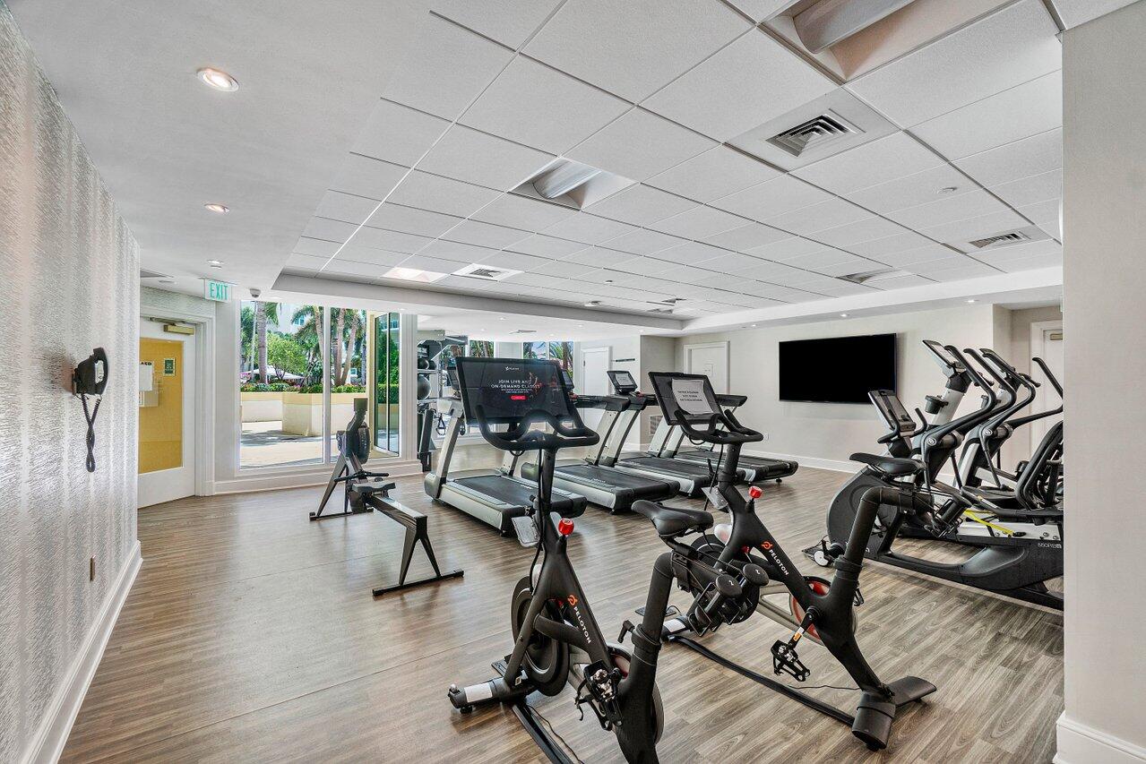 550 SE Mizner Boulevard B709