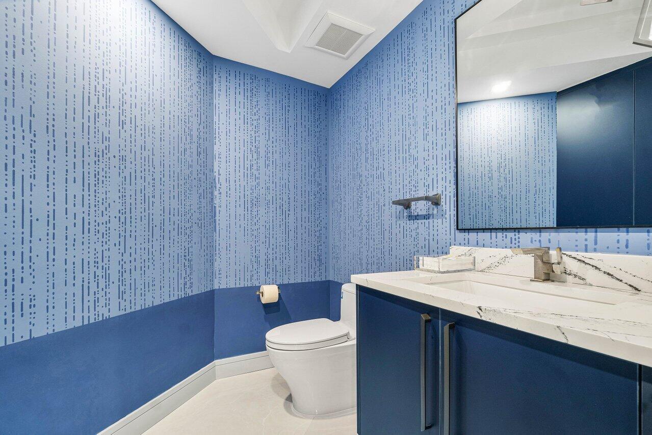 550 SE Mizner Boulevard B709