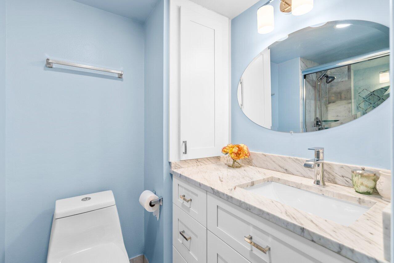 3221 S Ocean Boulevard 104