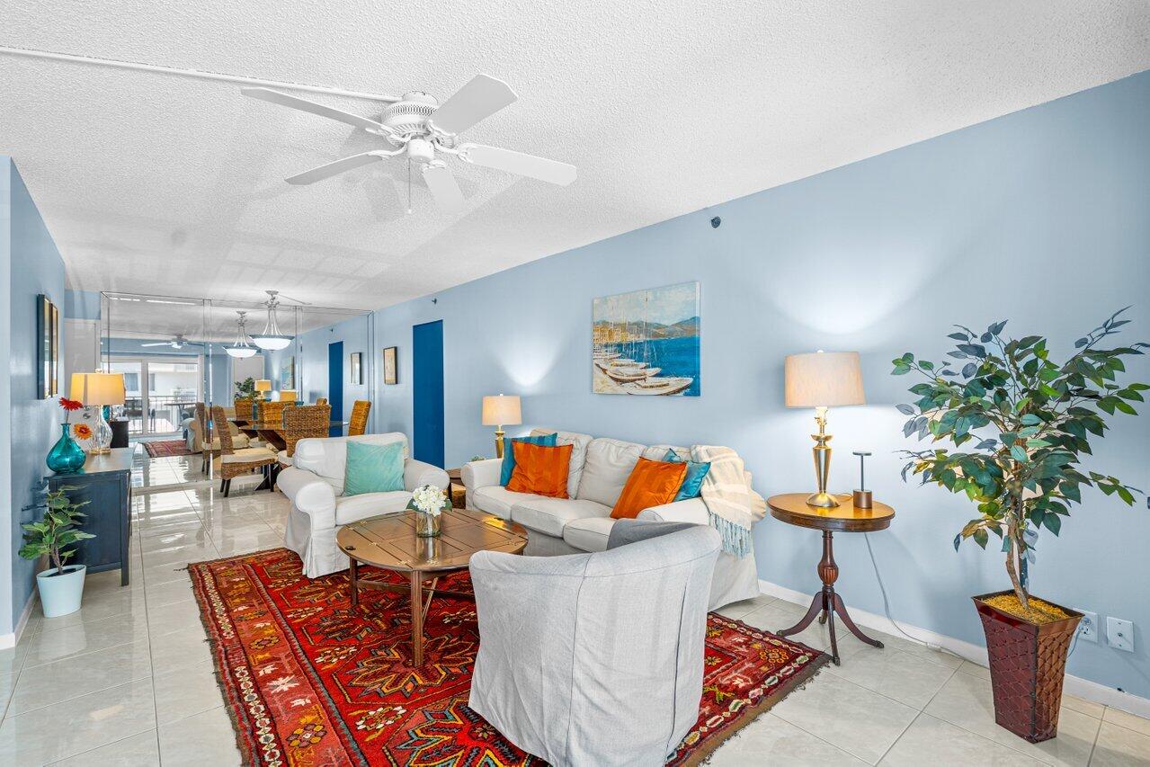 3221 S Ocean Boulevard 104