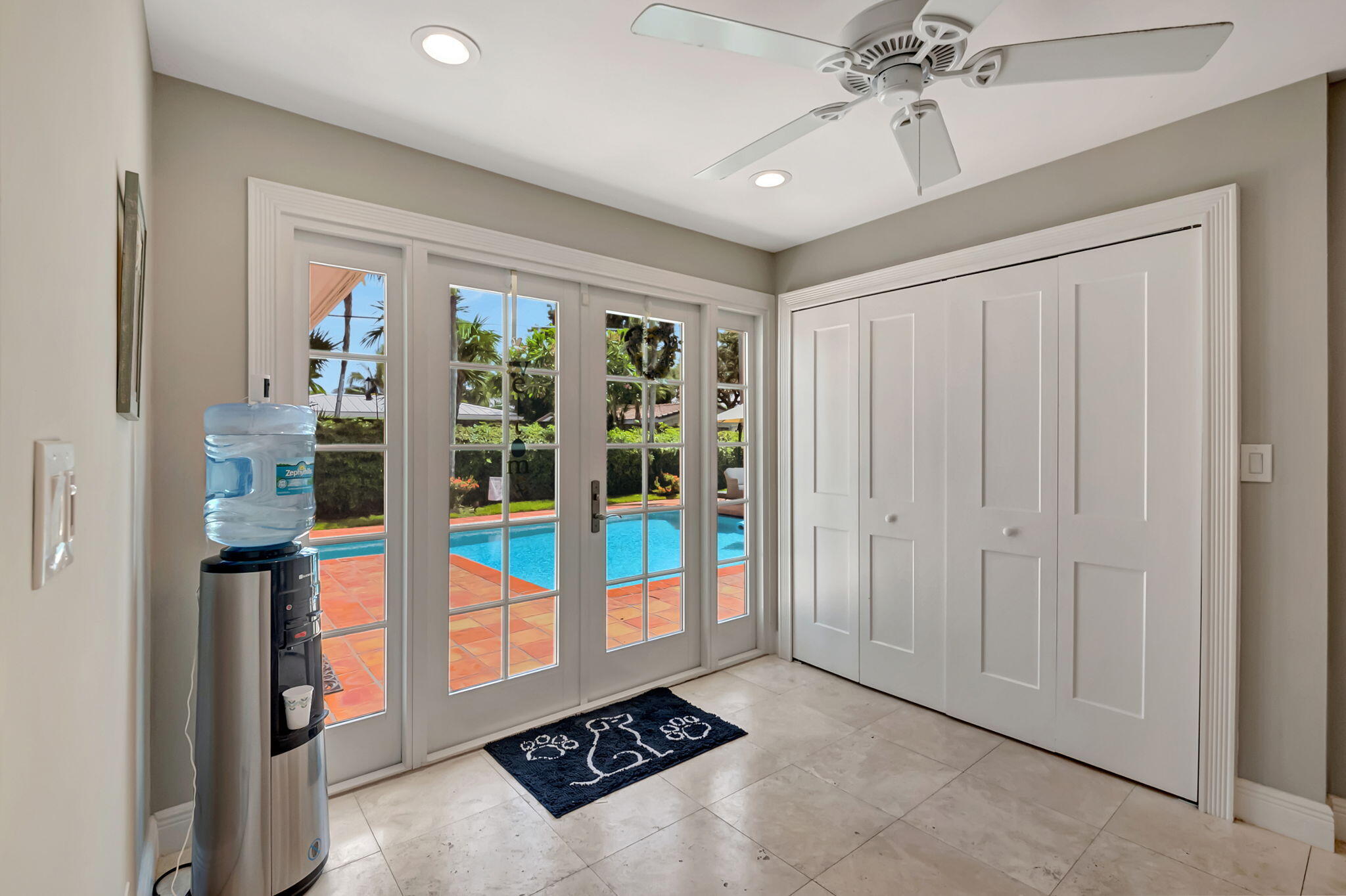 648 SW 2nd Street