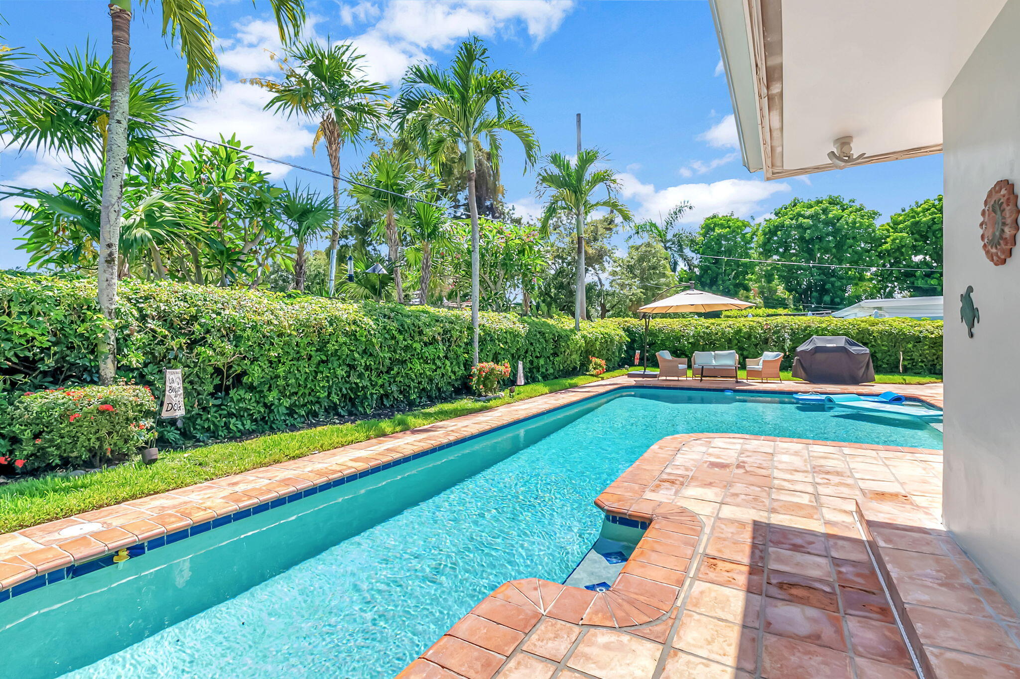 648 SW 2nd Street