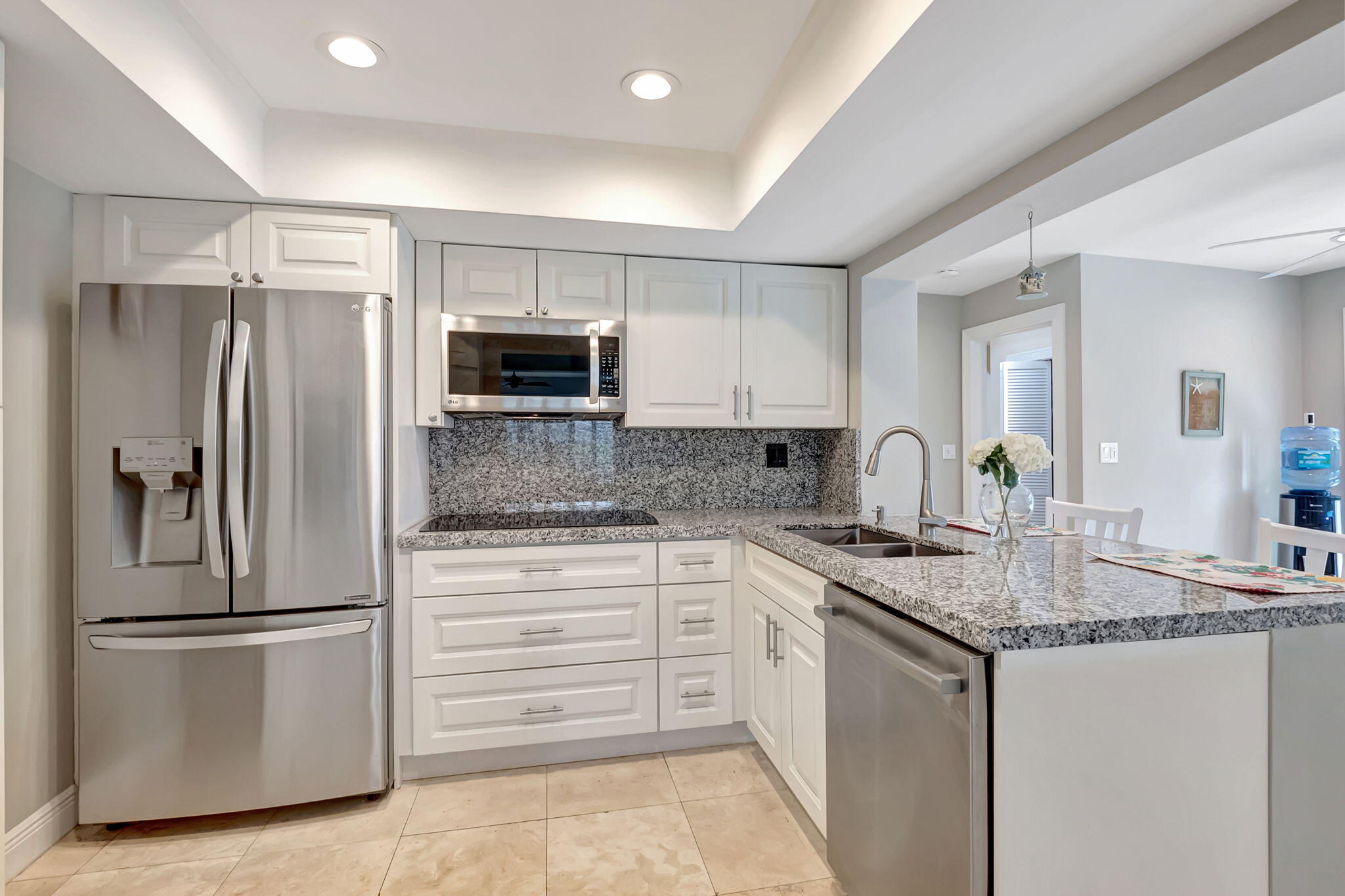 648 SW 2nd Street