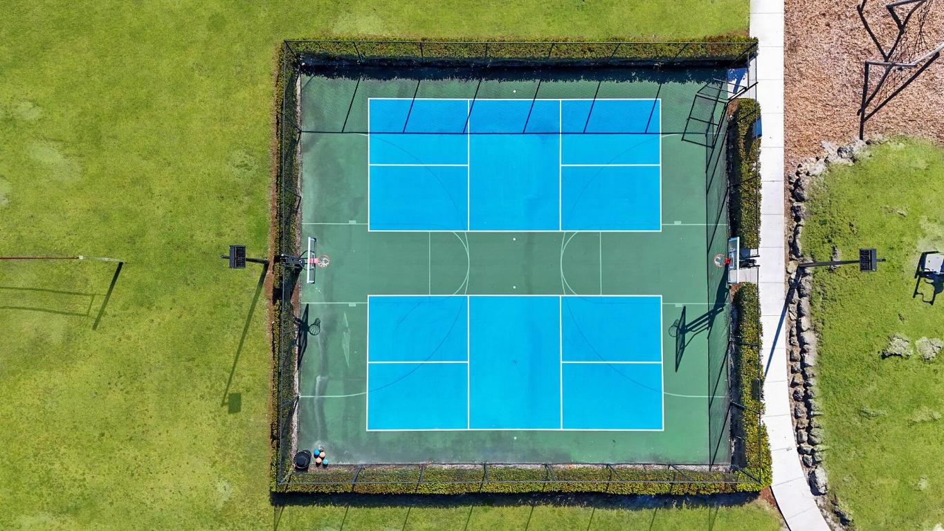 864 Sterling Pine Place, Loxahatchee