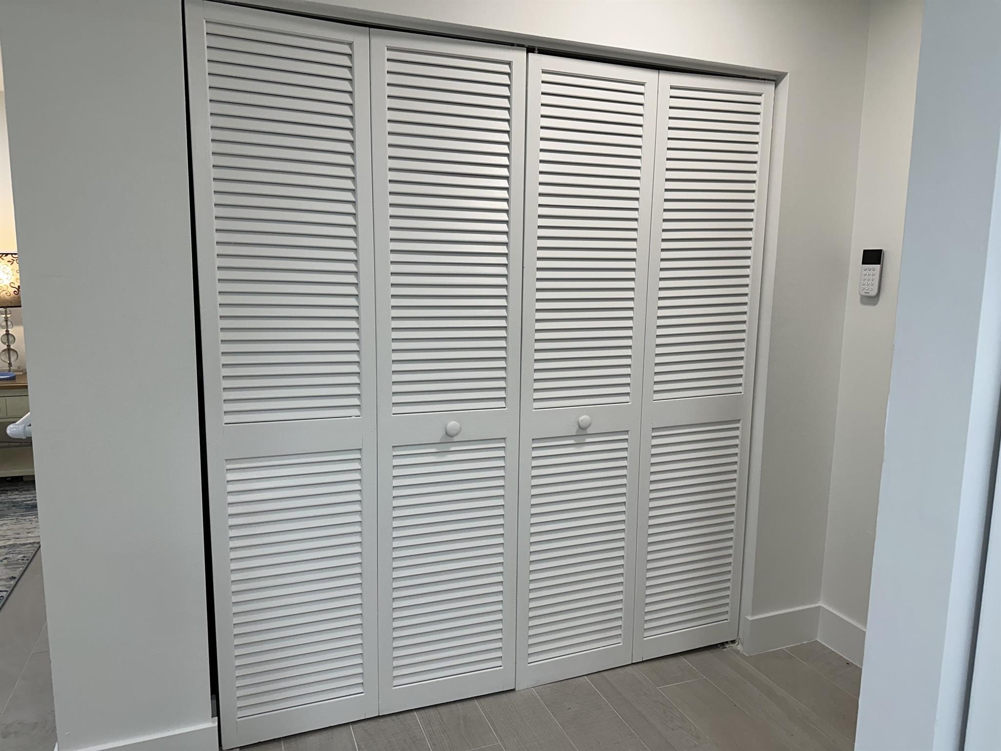 9302 Vista Del Lago A