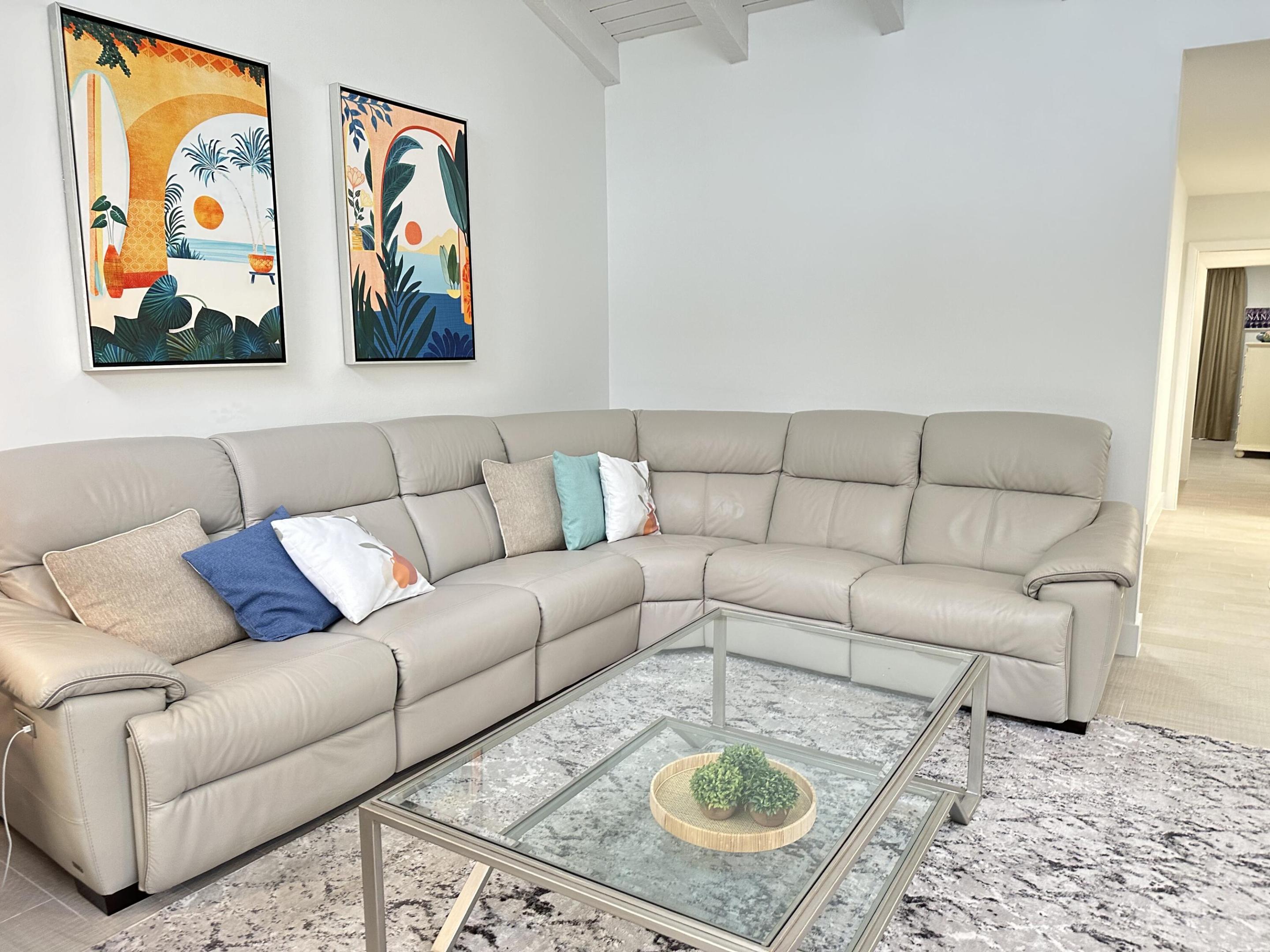 9302 Vista Del Lago A